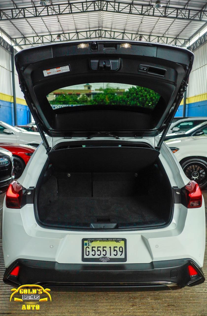 Venta de Oportunidad! Lexus UX 250 F Sport 2022 - Impecable Estado Foto 7242616-2.jpg