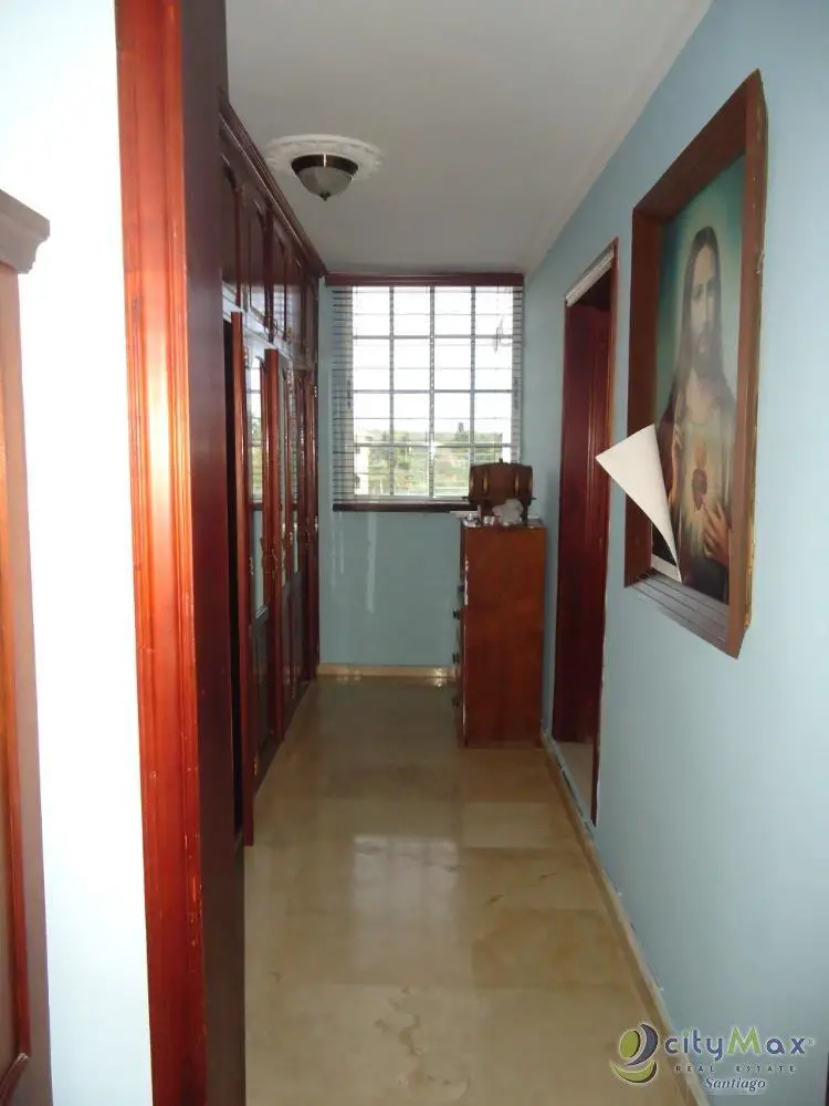 HERMOSA CASA EN VENTA URBANIZACIÓN THOMEN SANTIAGO Foto 7242841-8.jpg