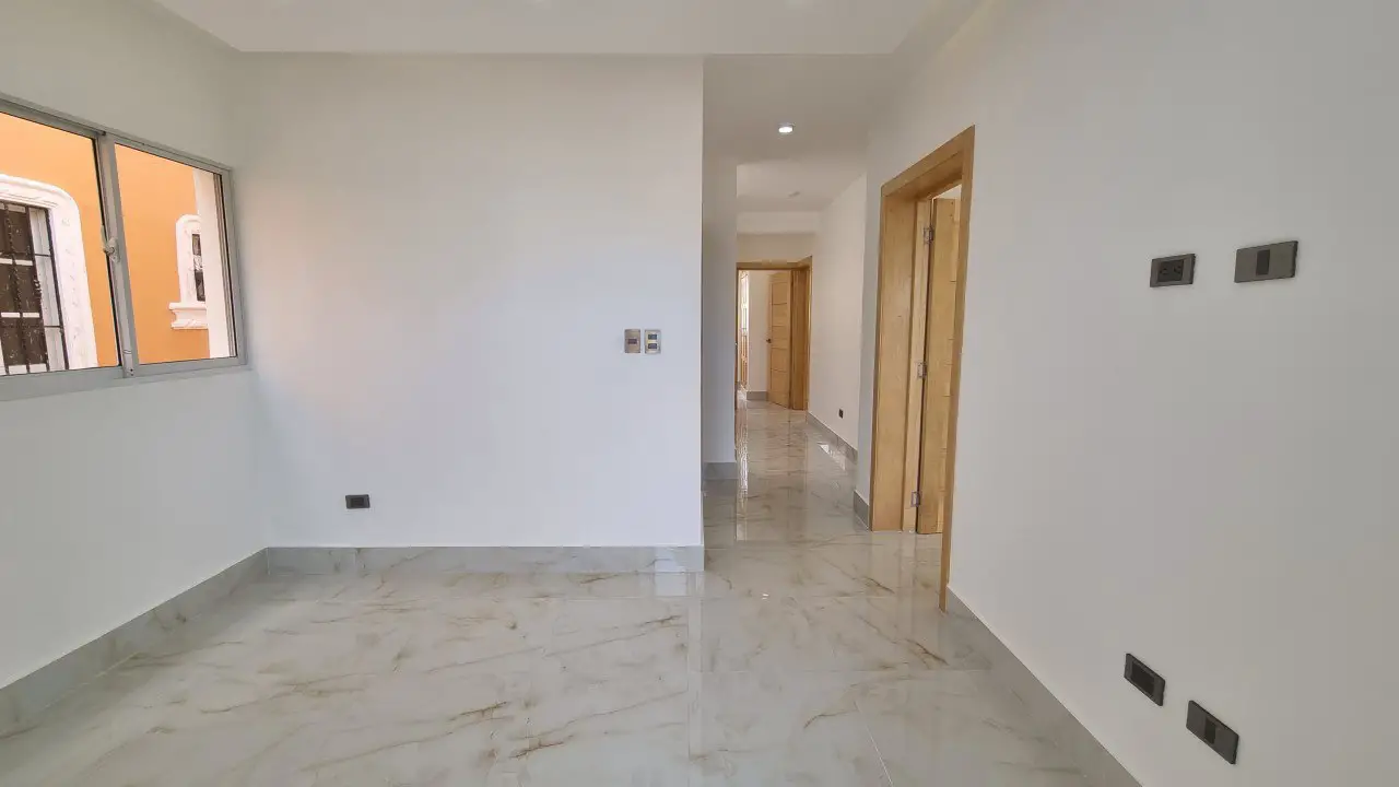 Hermosa Casa en Venta en el Sector de Brisa Oriental. Foto 7242860-4.jpg