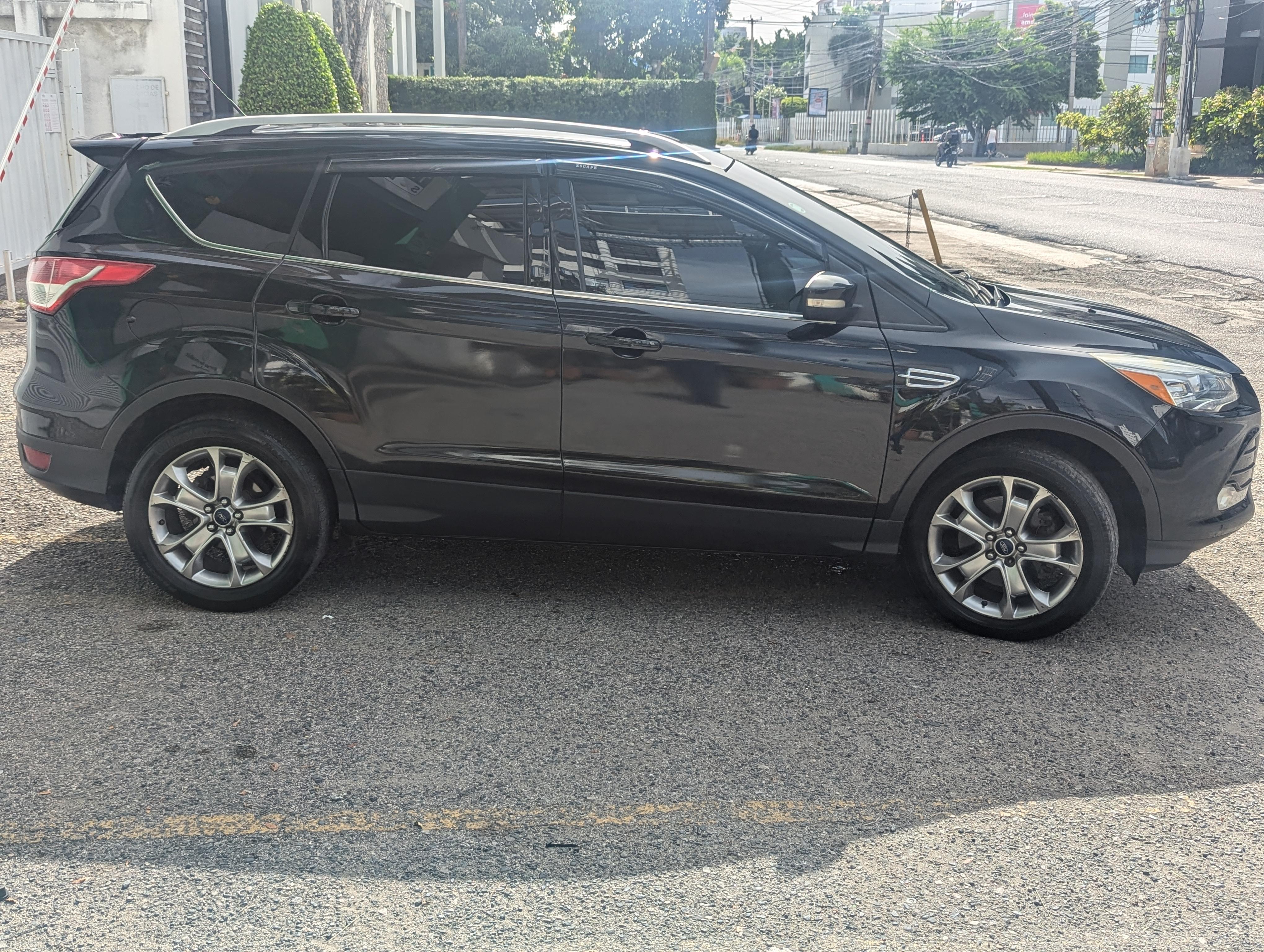 2014 Ford escape titanium 4wd en Santo Domingo DN Foto 7242935-11.jpg