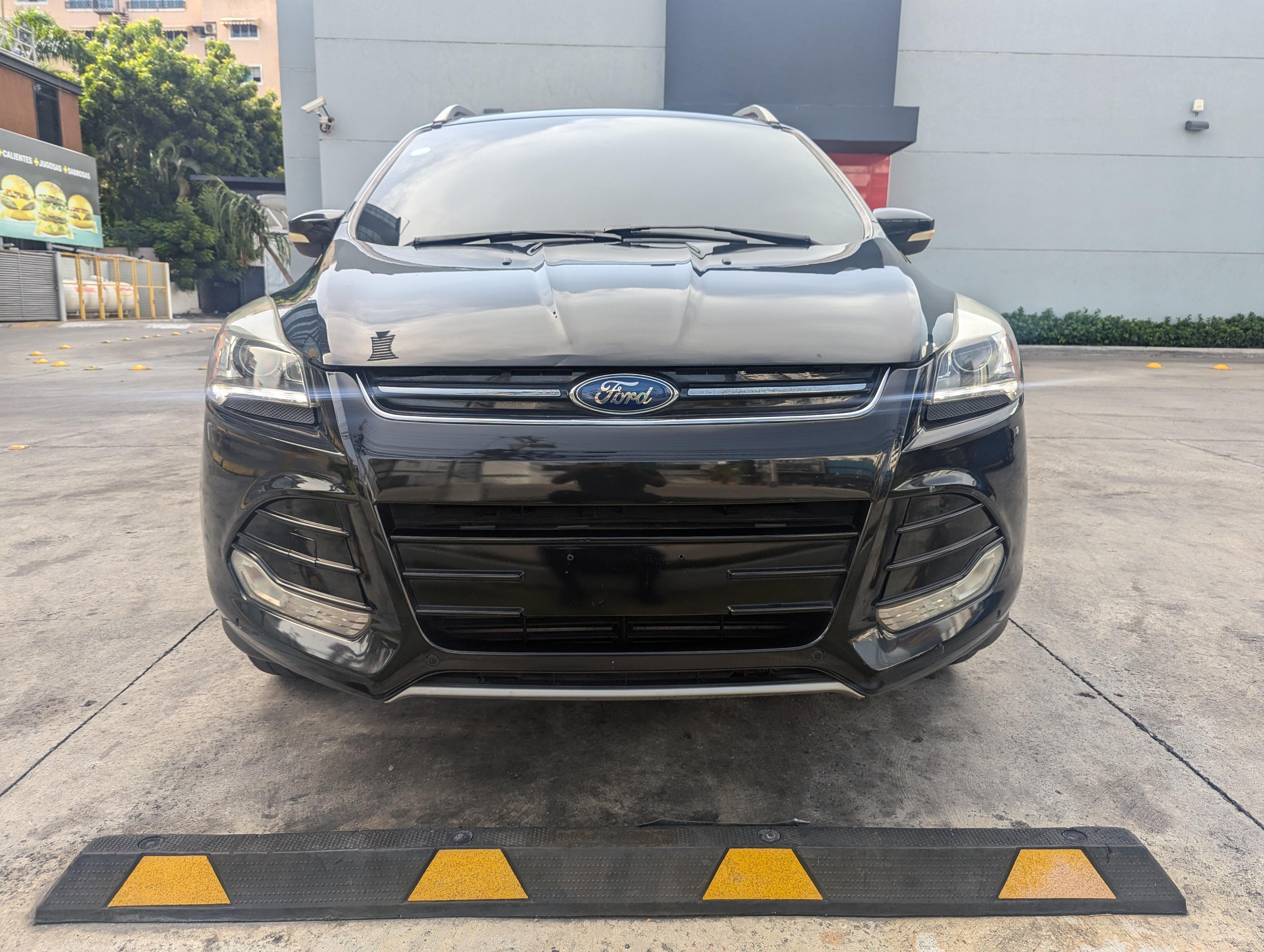 2014 Ford escape titanium 4wd en Santo Domingo DN Foto 7242935-15.jpg