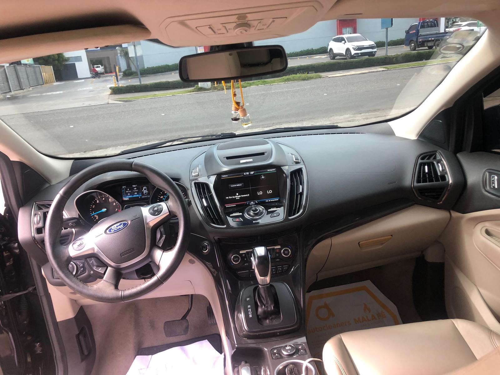 2014 Ford escape titanium 4wd en Santo Domingo DN Foto 7242935-5.jpg