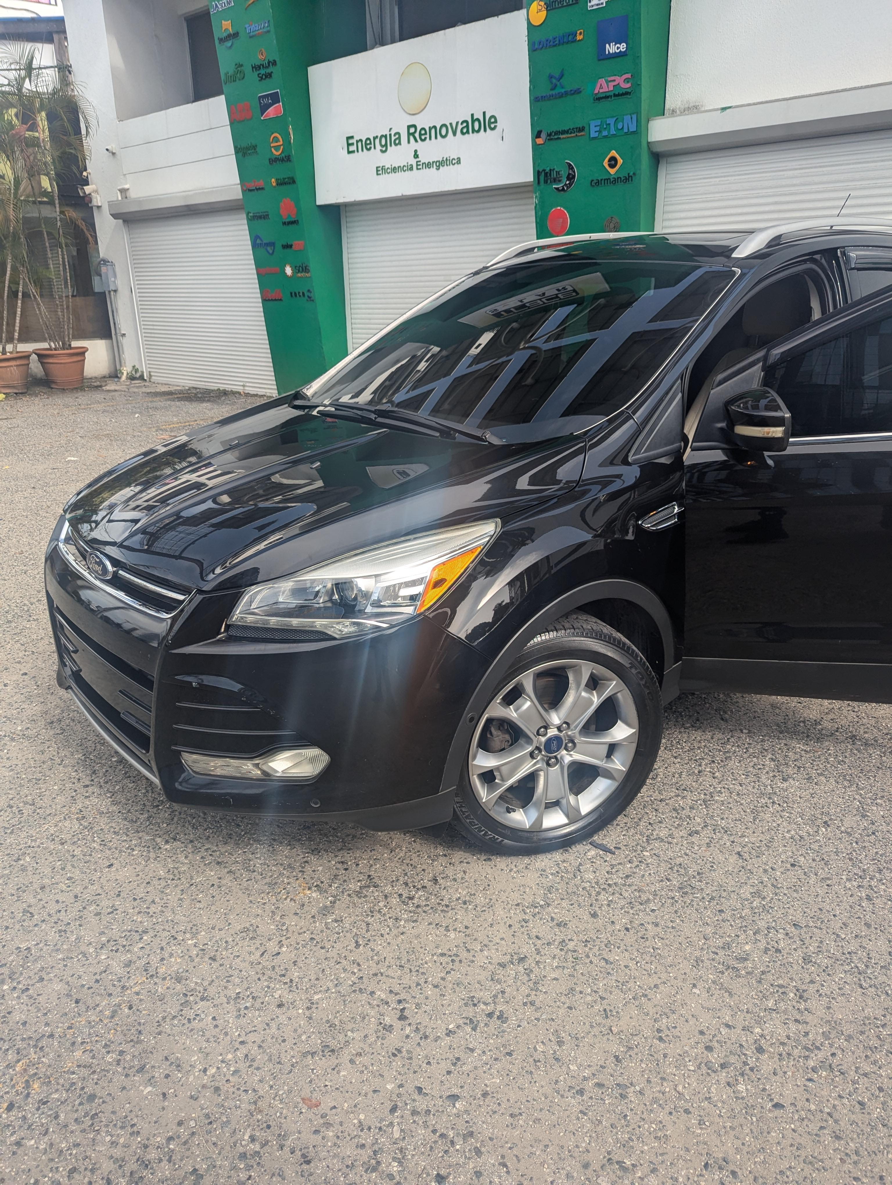 2014 Ford escape titanium 4wd en Santo Domingo DN Foto 7242935-8.jpg