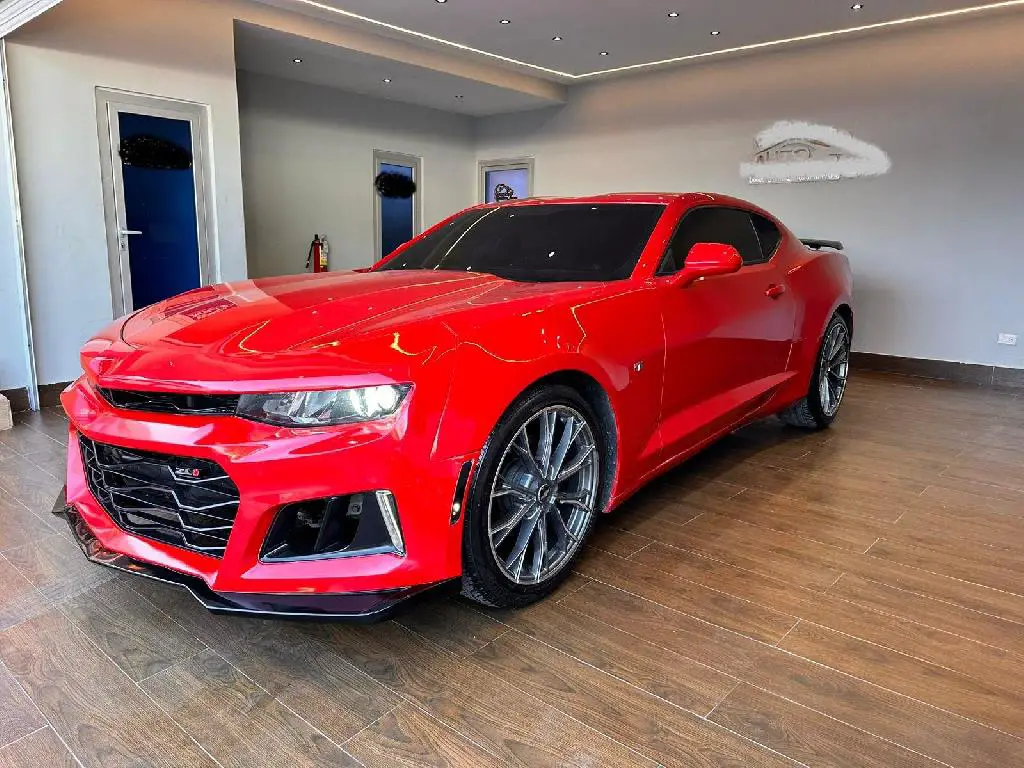 Chevrolet Cámaro 2017 LT V6 Automático Frente ZL1 CERO DETALLES Foto 7243085-4.jpg