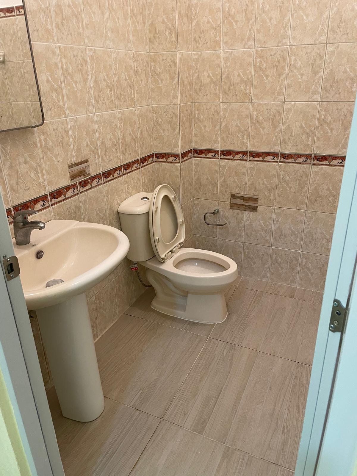 Apartamento en Zona Colonial en primer nivel con tres habitaciones Foto 7243236-2.jpg