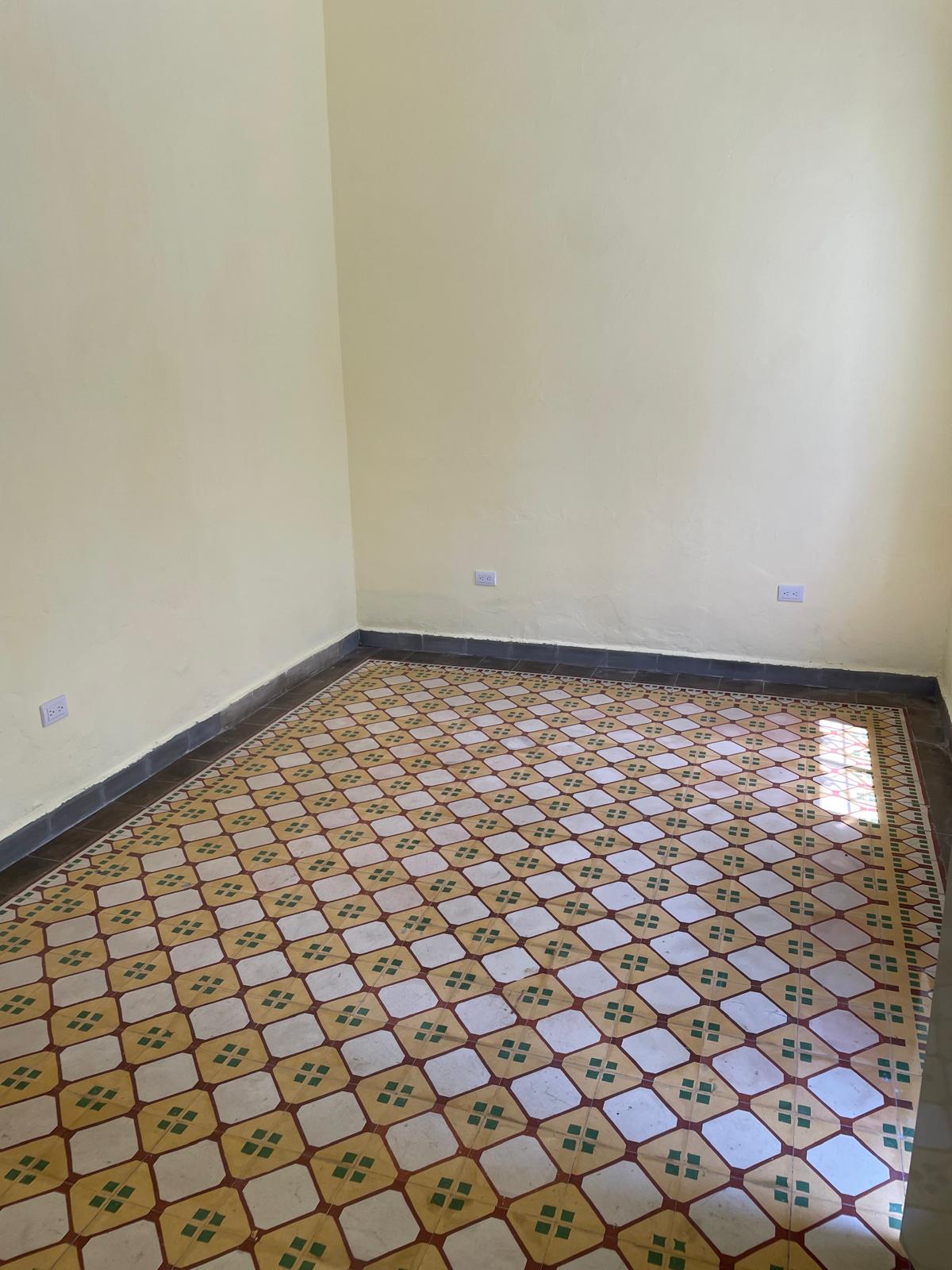 Apartamento en Zona Colonial en primer nivel con tres habitaciones Foto 7243236-4.jpg