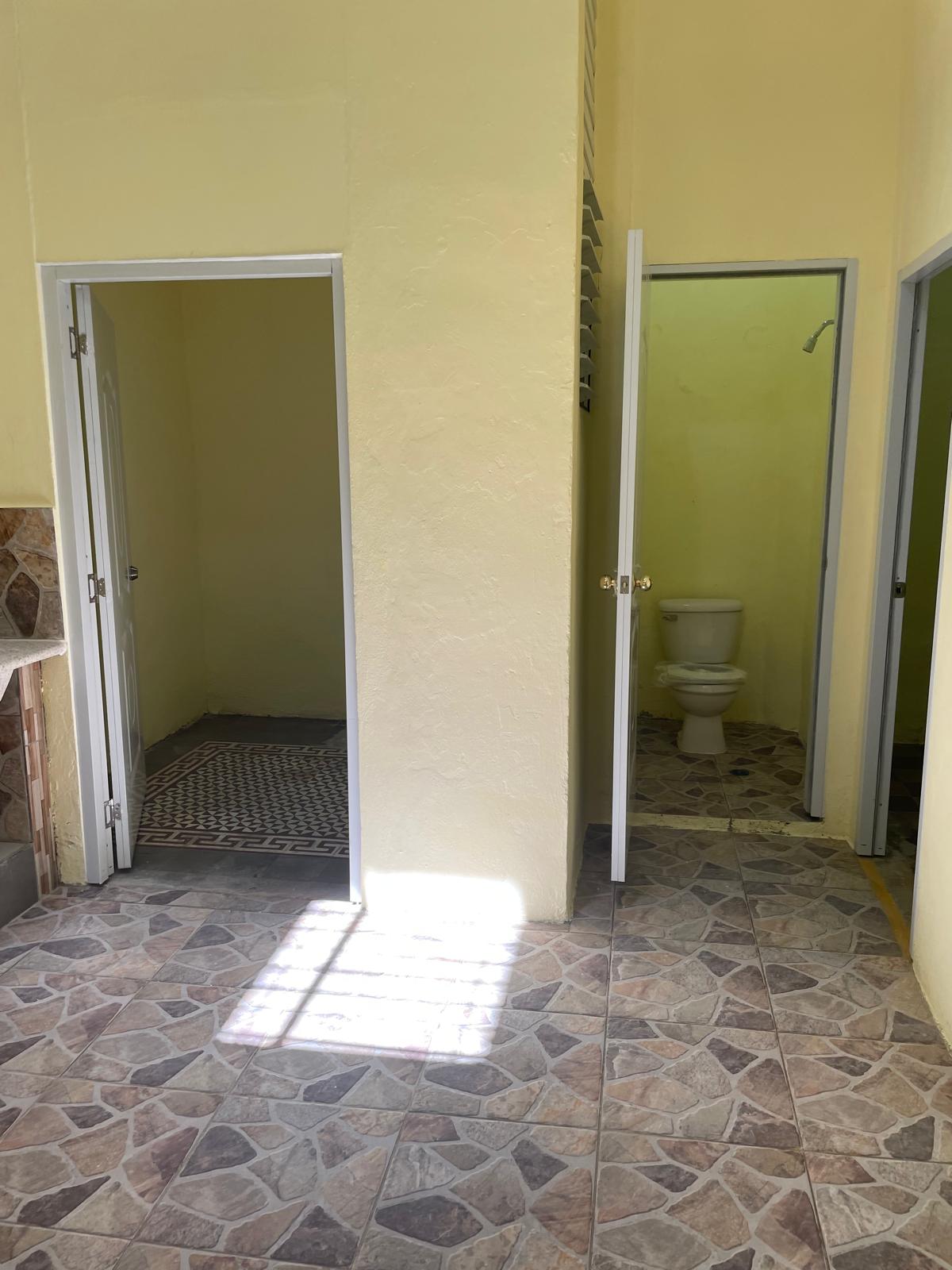 Apartamento en Zona Colonial en primer nivel con tres habitaciones Foto 7243236-5.jpg