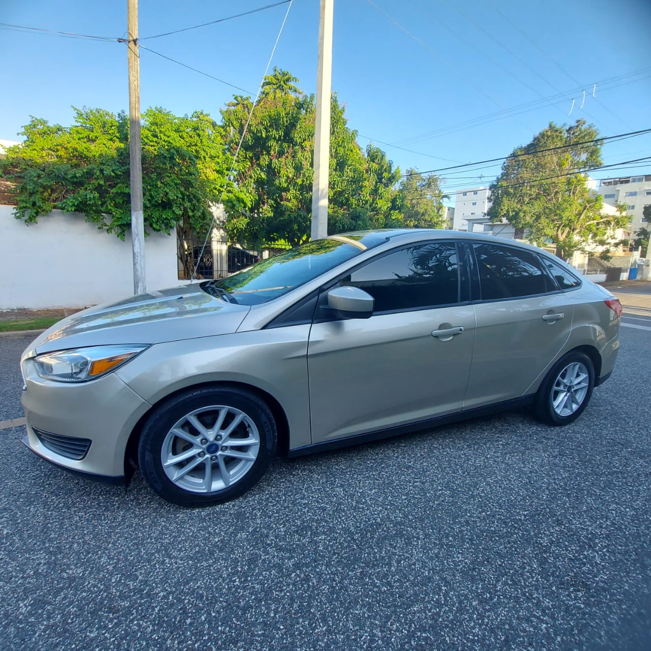 FORD FOCUS SE 2018  en Santo Domingo DN Foto 7243480-9.jpg