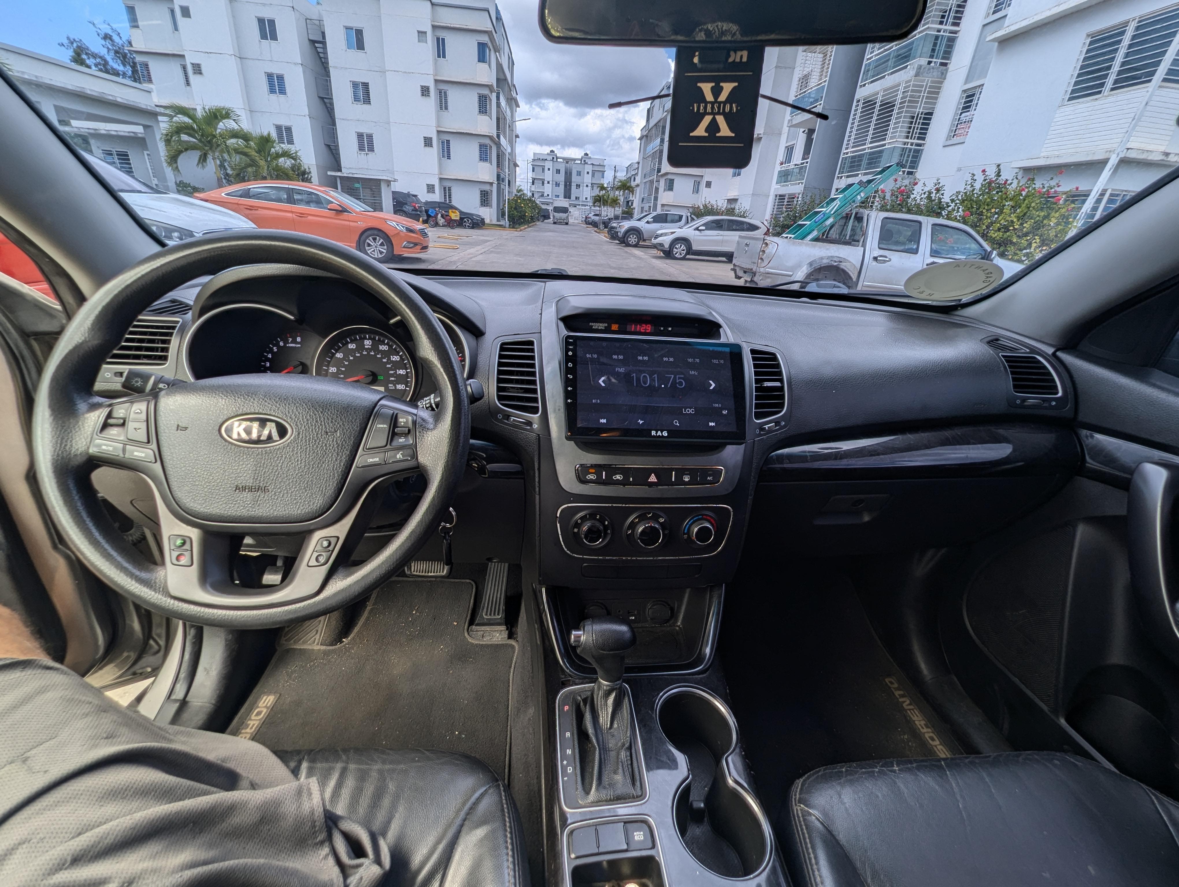 KIA SORENTO 2014 NEGOCIABLE en Santo Domingo Este Foto 7243733-7.jpg