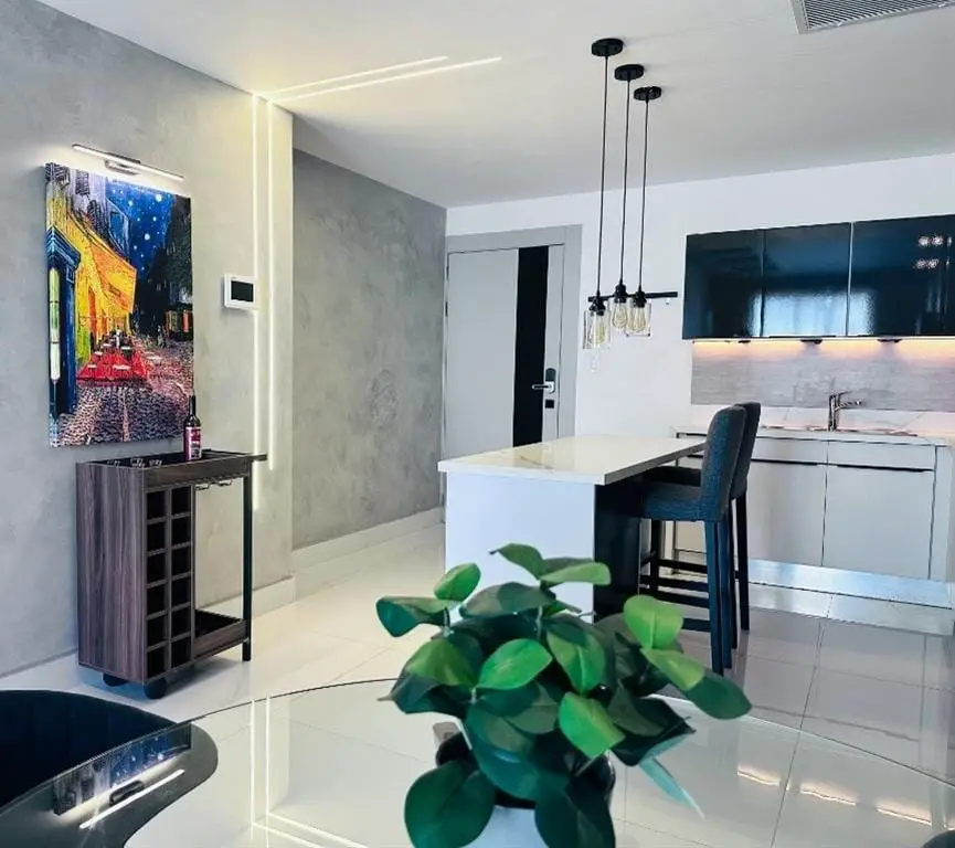 Apartamento en venta en Piantini SOLO CLIENTES  Foto 7243773-8.jpg
