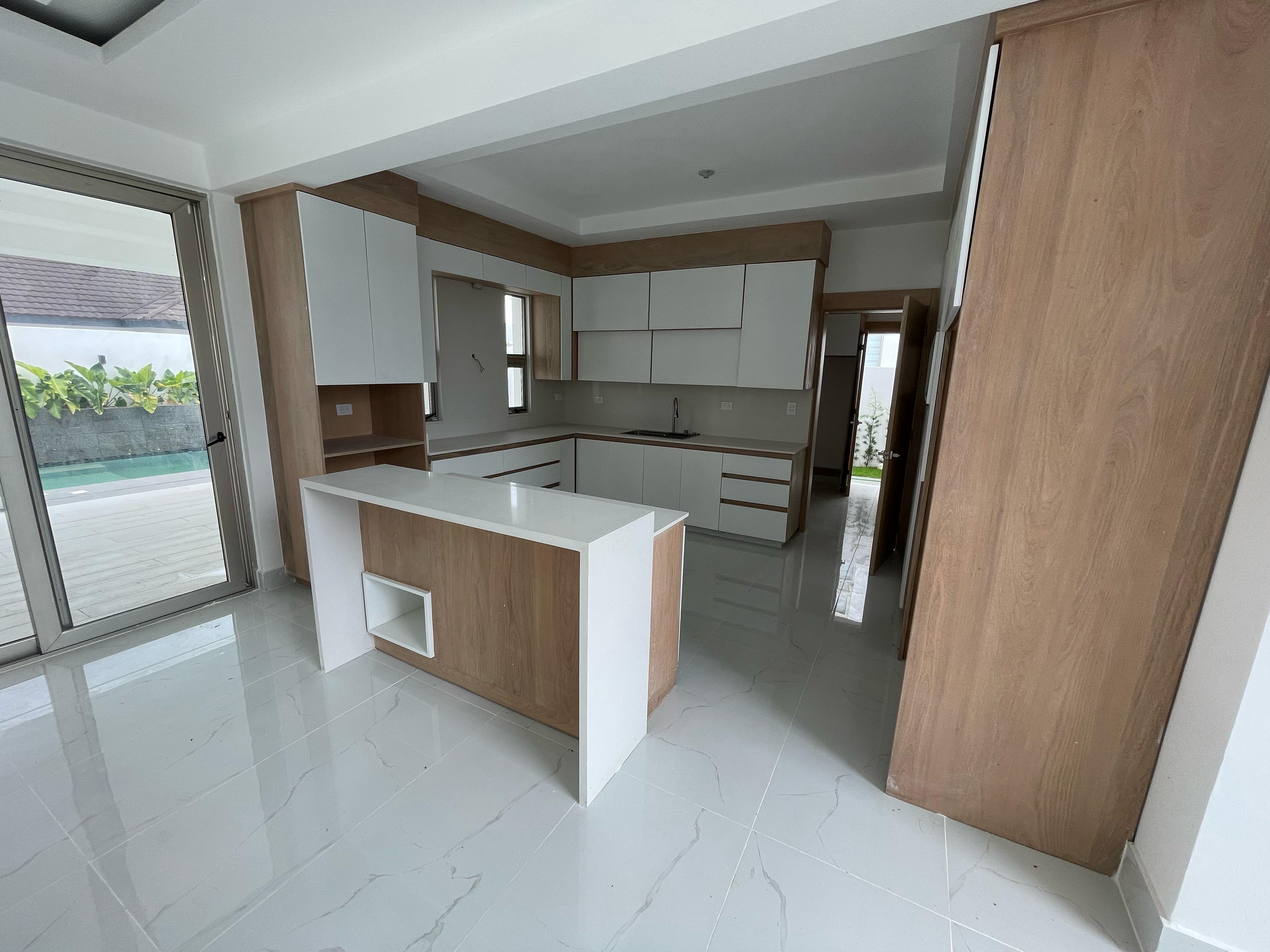 CASA en Venta - majestuoso y amplio hogar ubicado en residencial cerra Foto 7243776-8.jpg