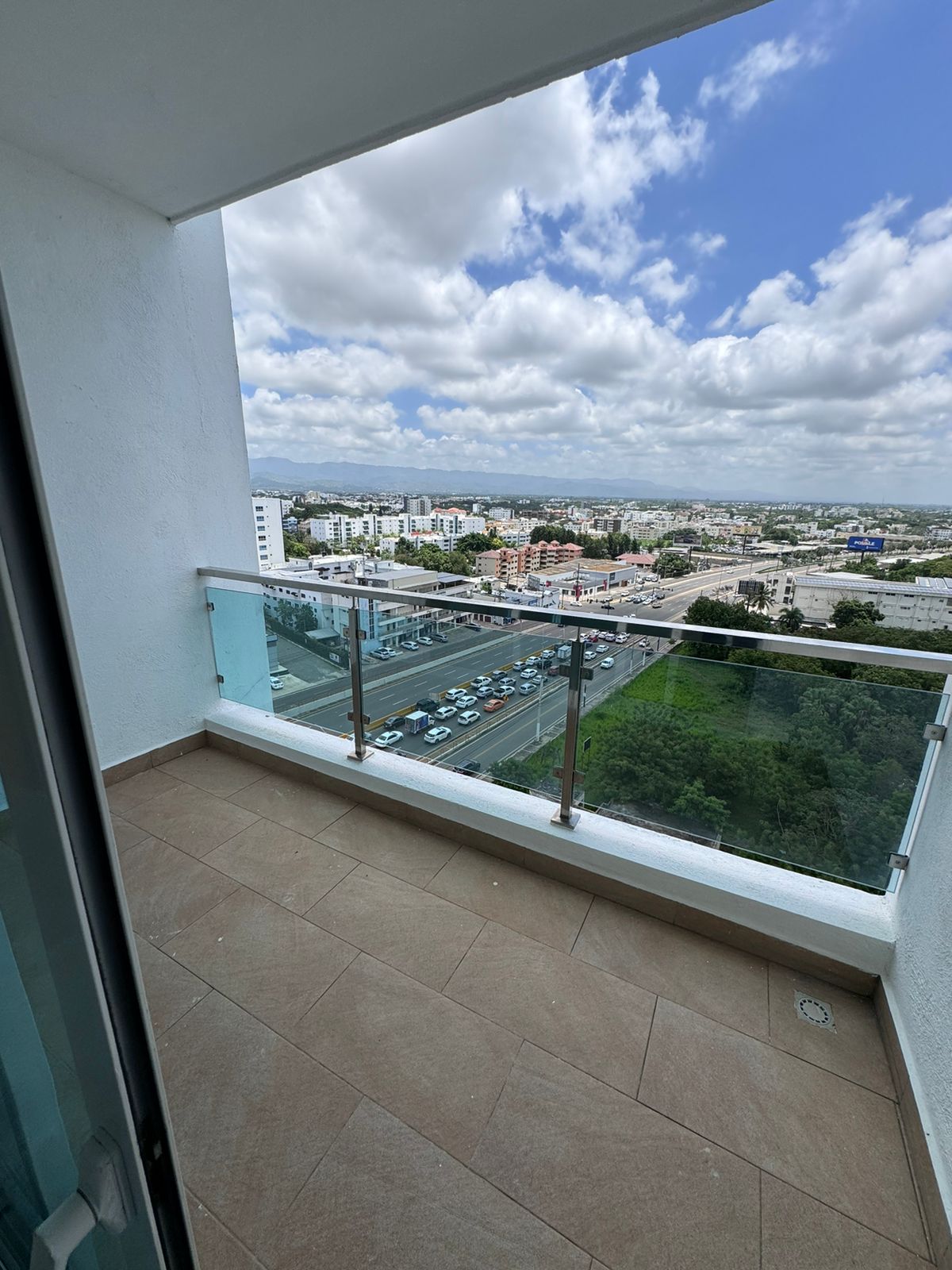 Hermoso Penthouse en Renta próximo Autopista Duarte Foto 7243782-4.jpg
