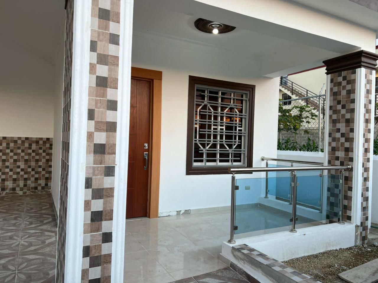 CASA En VENTA en la Barranquita excelente ubicación y condición Foto 7243791-3.jpg