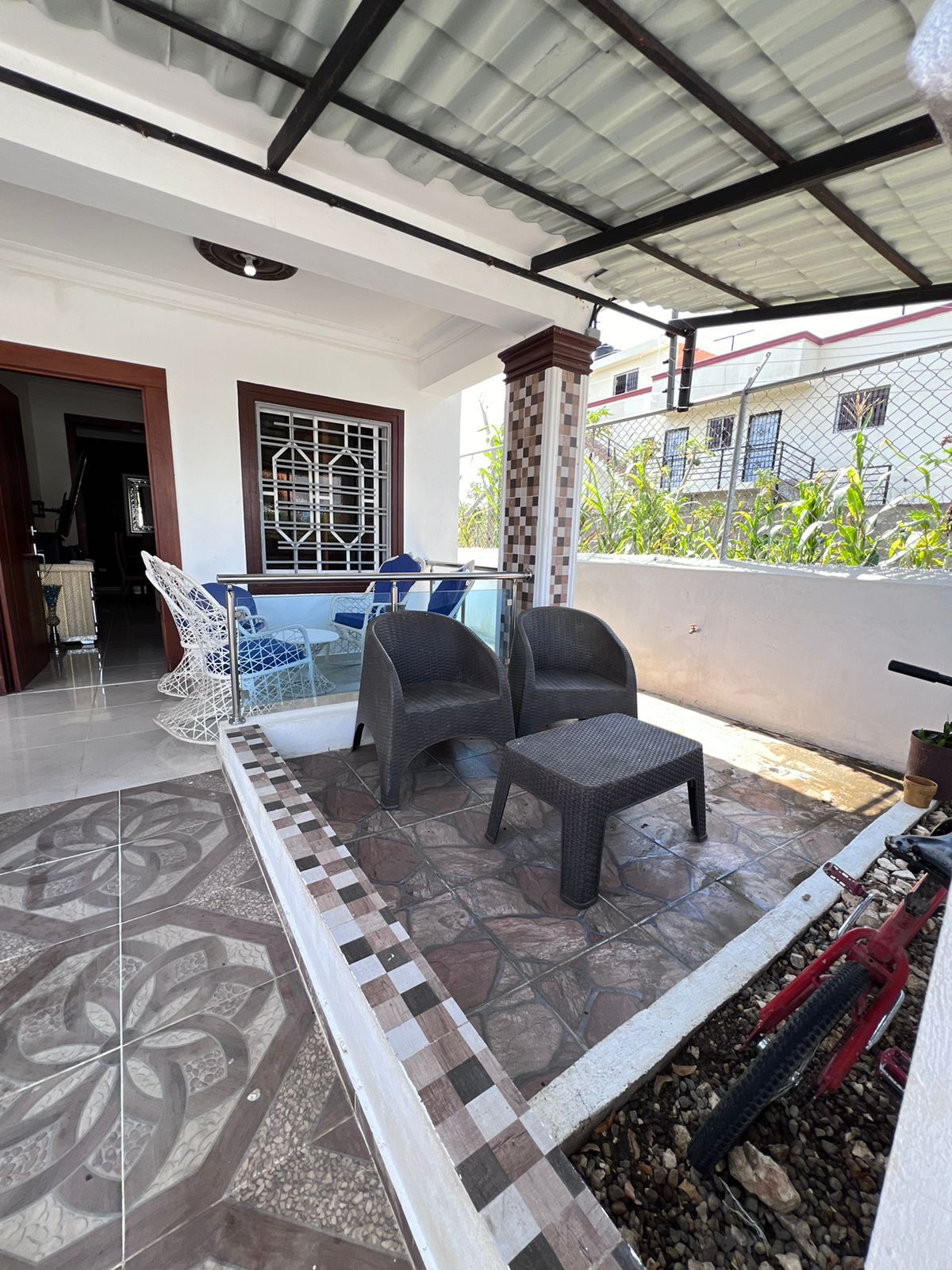 CASA En VENTA en la Barranquita excelente ubicación y condición Foto 7243791-6.jpg