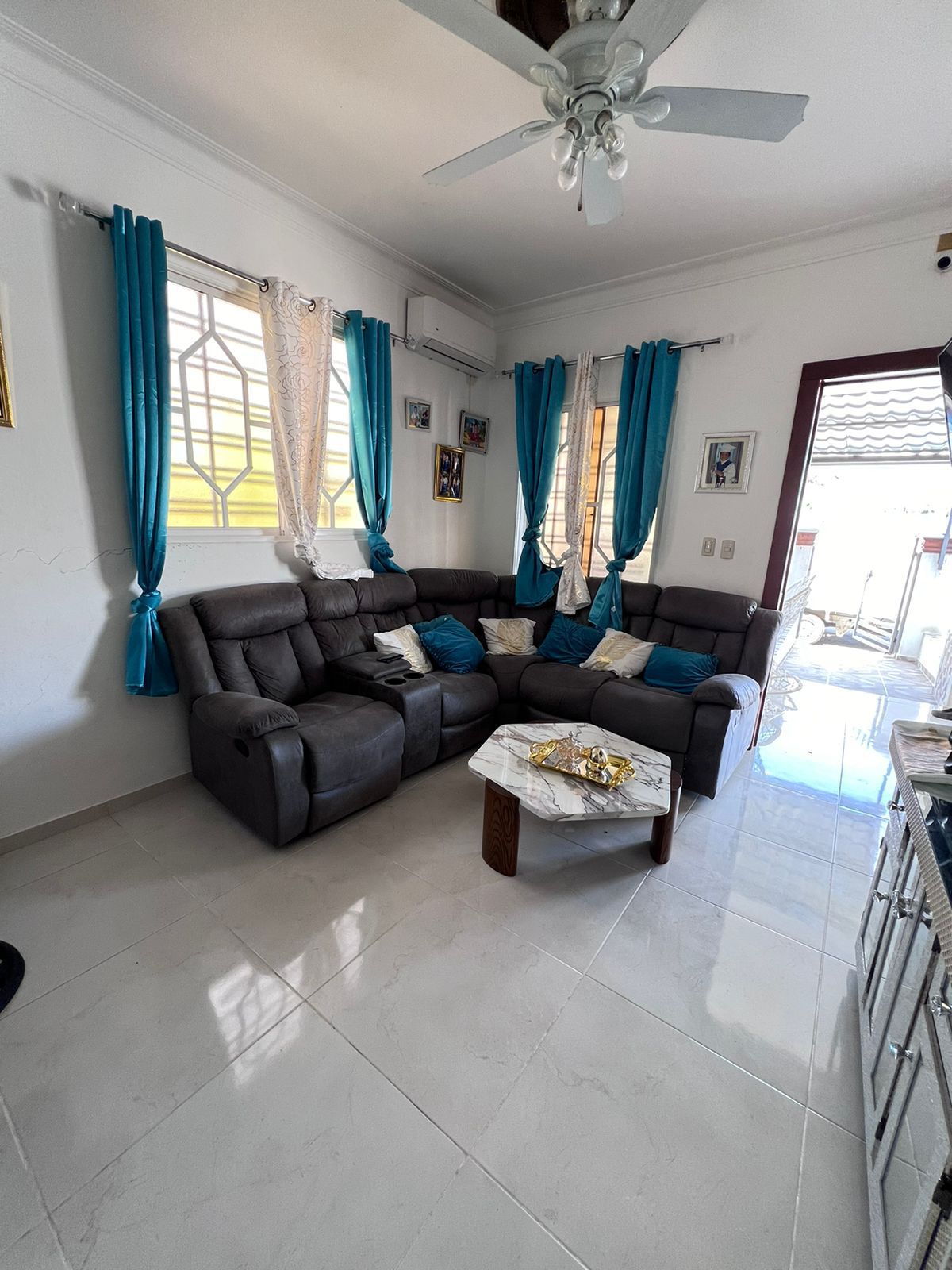 CASA En VENTA en la Barranquita excelente ubicación y condición Foto 7243791-7.jpg