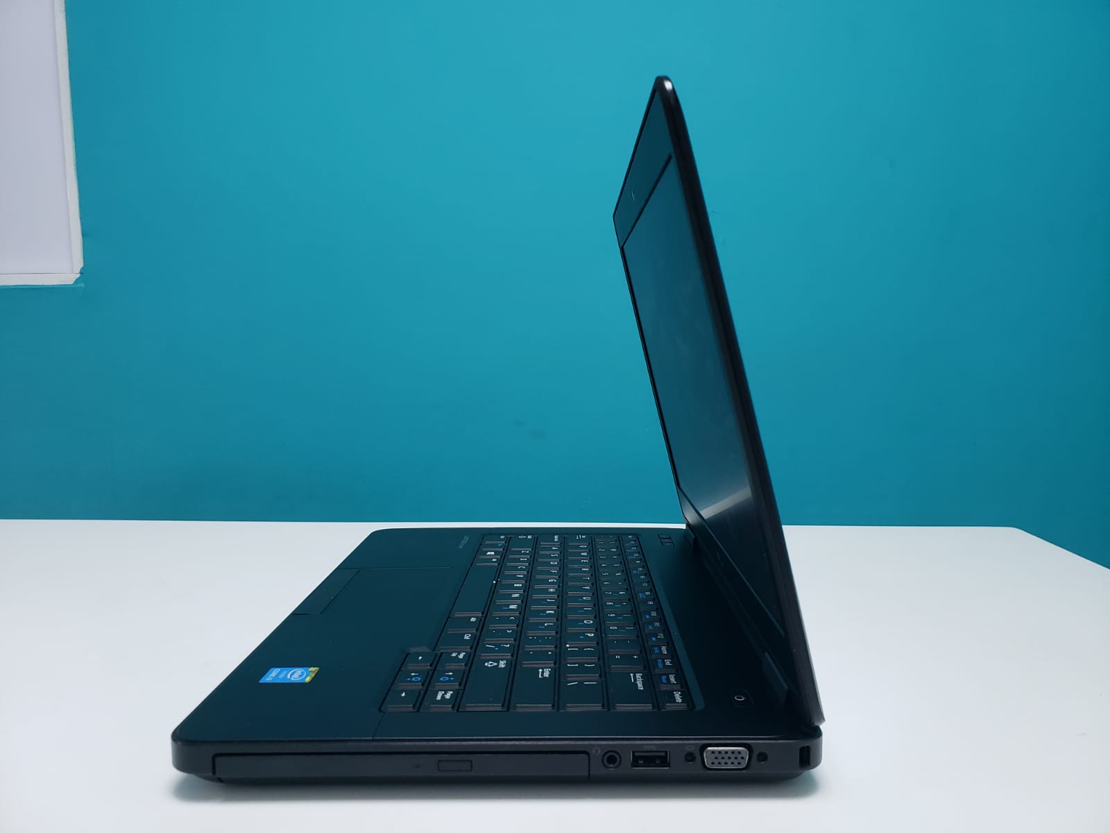 Laptop Dell Latitude E5440/ 4th Gen Intel Core i5 / 8GB DDR3 / 128GB S Foto 7243909-3.jpg