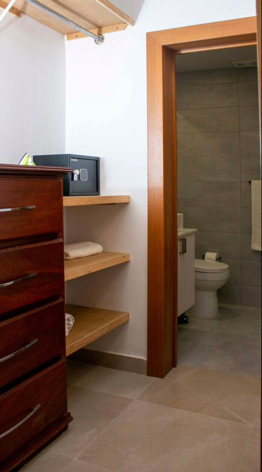Apartamento en Alquiler Amueblado de 1 Habitación en Naco Foto 7243921-7.jpg