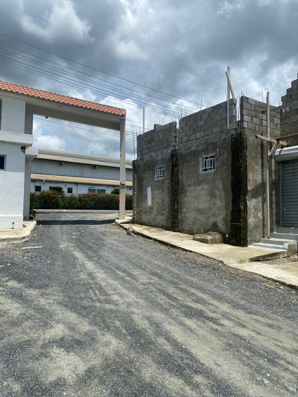 solar de 270 m2 paga el inicial y comienza a construir Foto 7243937-4.jpg