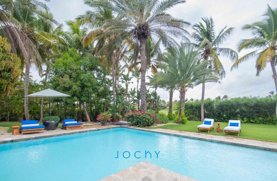 Jochy Real Estate vende villa en PuntaCana Resort  Club R.D Foto 7243940-13.jpg