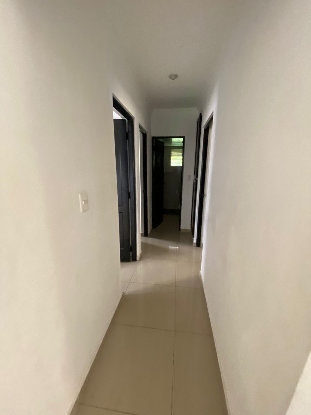 RD5500000 Vendo apartamento en tercer nivel en sector Vista Hermosa  T Foto 7243957-6.jpg