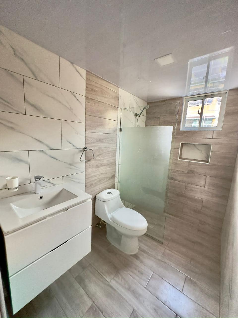 VPI-V 2024-0088  Vendo Apartamento El Paraíso Santiago República Domin Foto 7243991-7.jpg