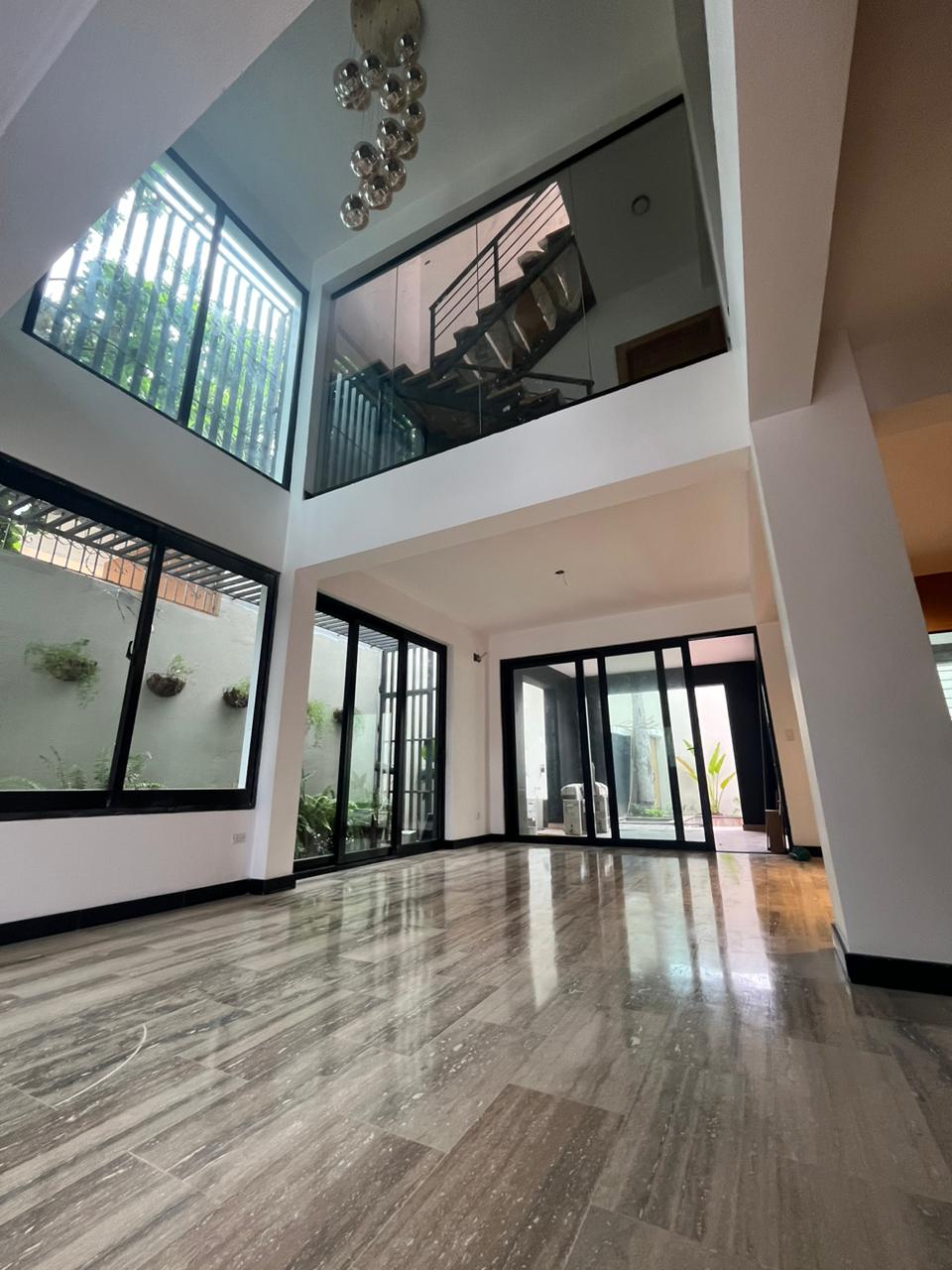 Casa de Lujo en Venta en Cerro Hermoso Santiago - 2 Niveles Piscina y  Foto 7244063-11.jpg
