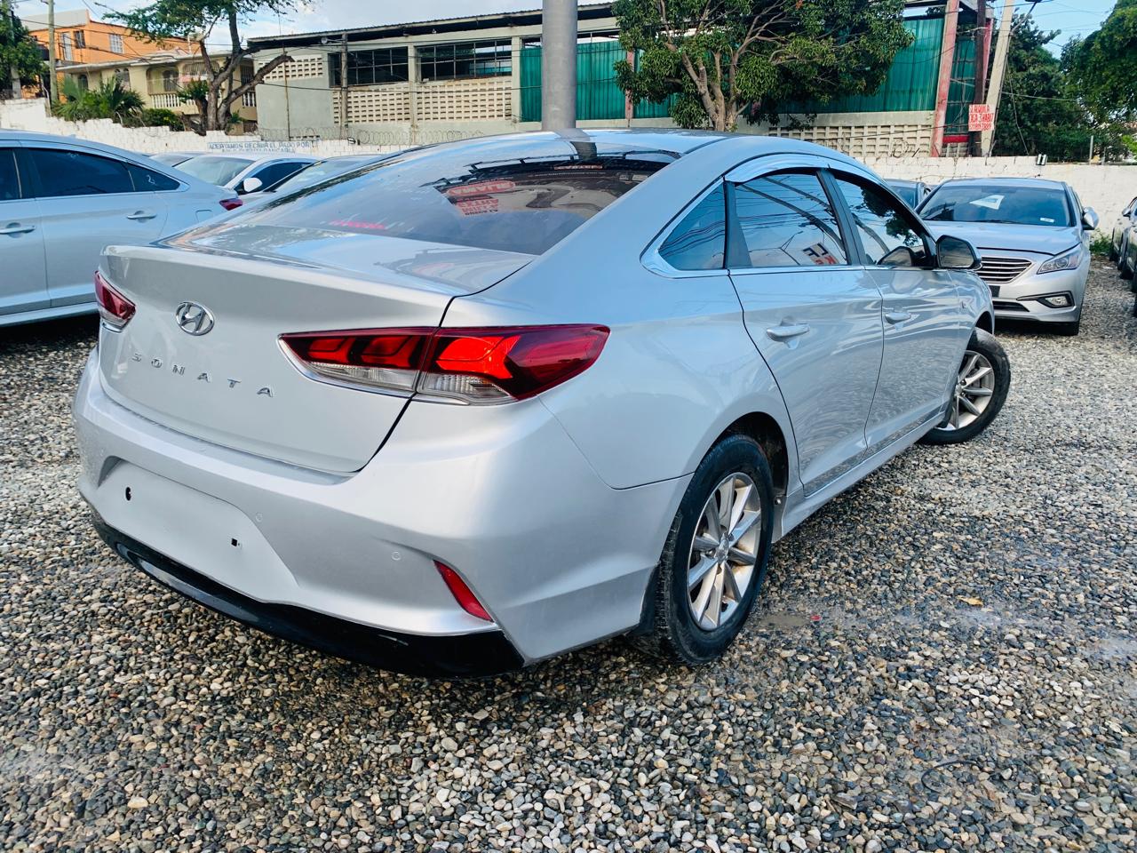 HYUNDAI SONATA NEW RISE 2018  Glp de Fabrica  Foto 7244108-9.jpg