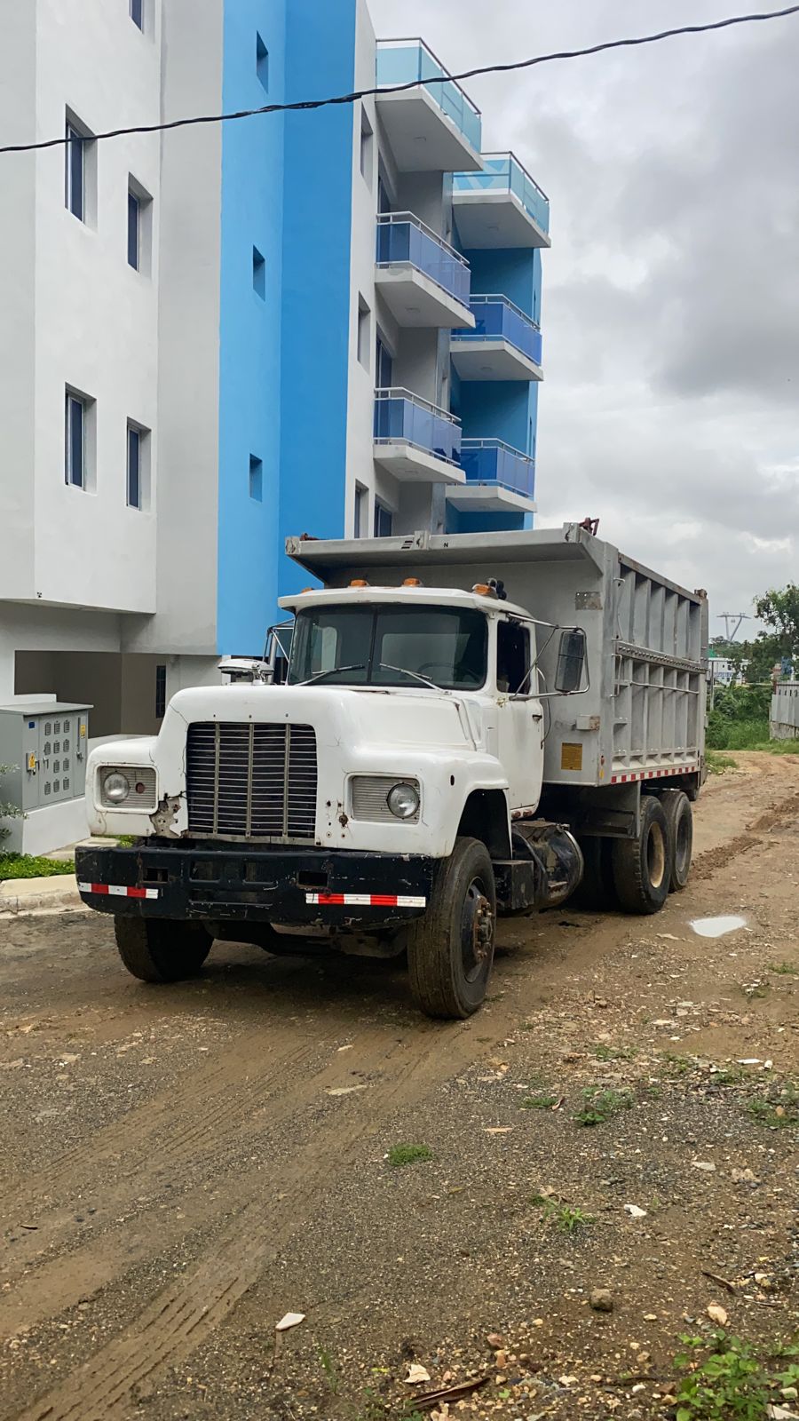 Camion Mack R600 del 89 Foto 7244115-2.jpg