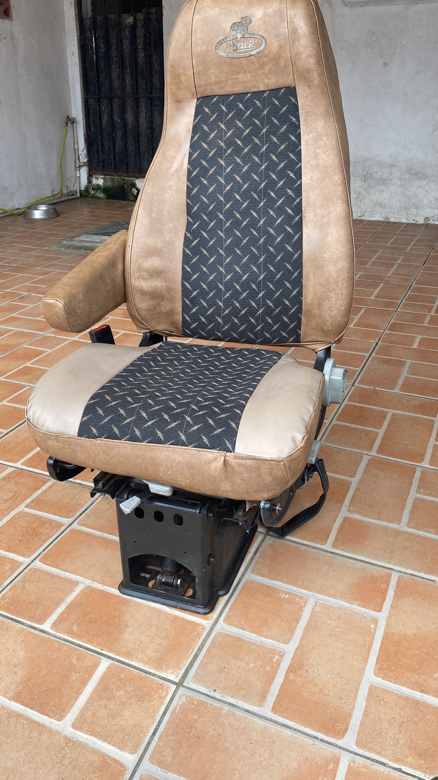Camion Mack R600 del 89 Foto 7244115-8.jpg