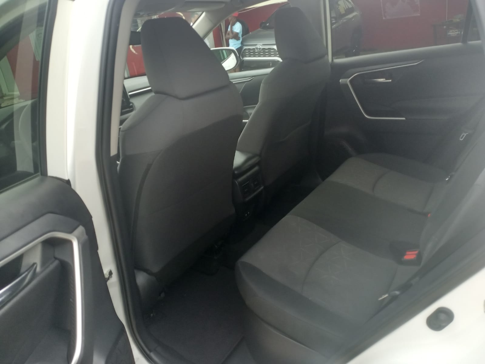 TOYOTA RAV4 XLE HYBRIDA 2020 CLEAN CARFAX  Foto 7244119-12.jpg