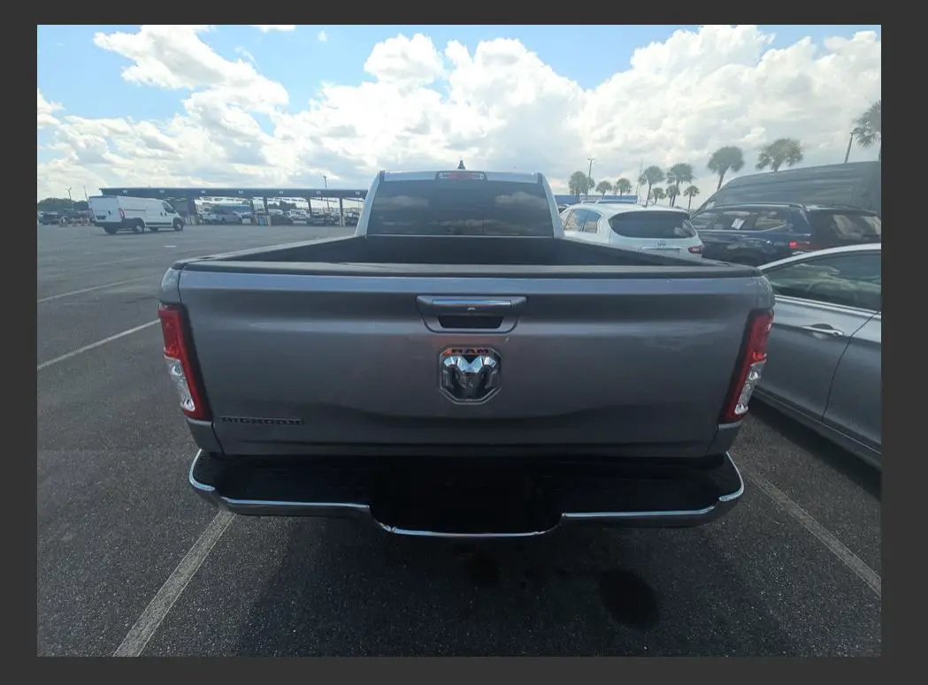 Dodge Ram 1500 - 2019 Foto 7244161-4.jpg