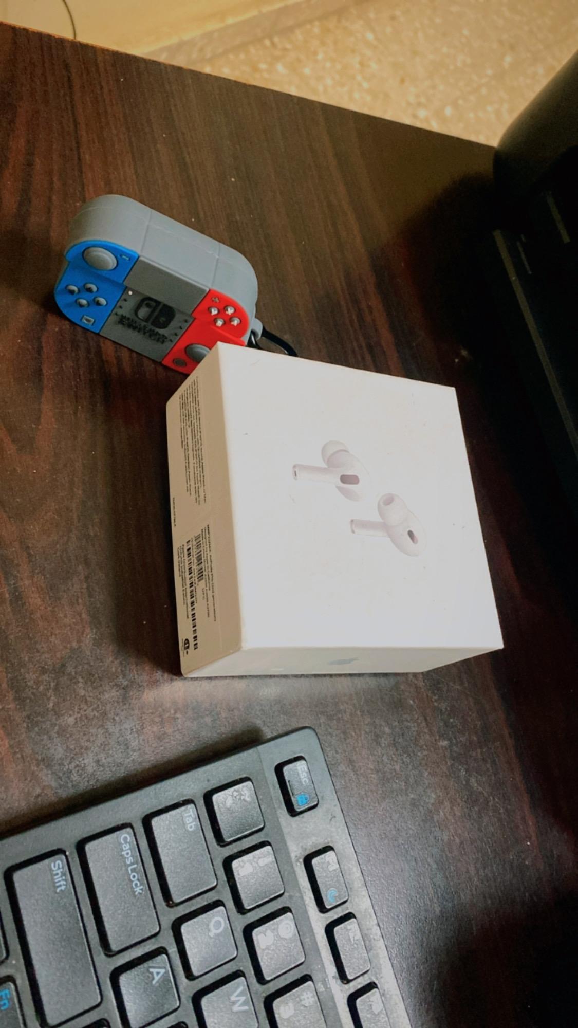 Airpods pro 2 certificados cover incluido Foto 7244172-4.jpg