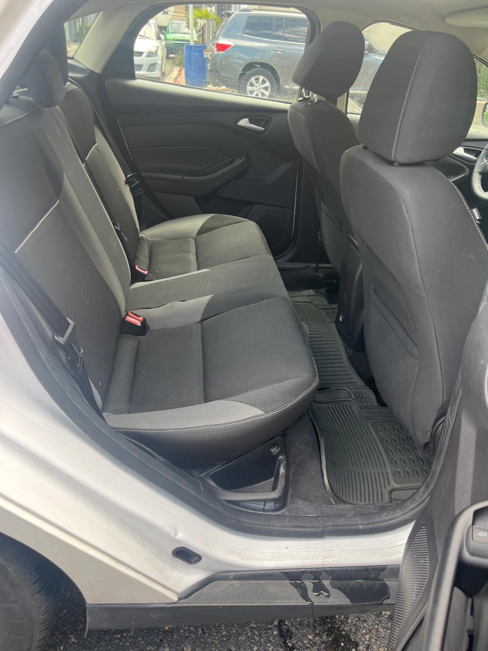 Ford Focus 2014 Foto 7244232-7.jpg