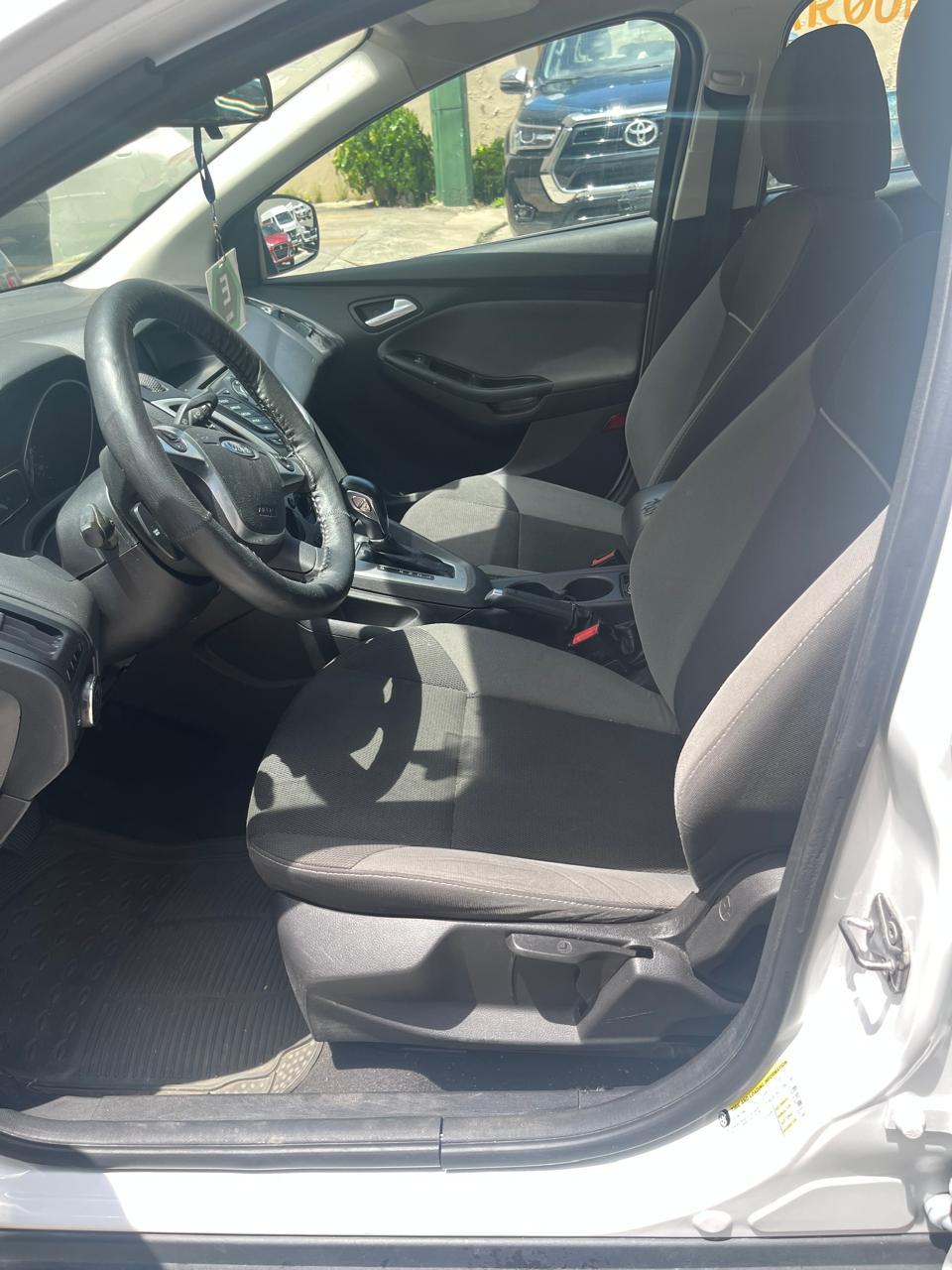 Ford Focus 2014 Foto 7244232-8.jpg