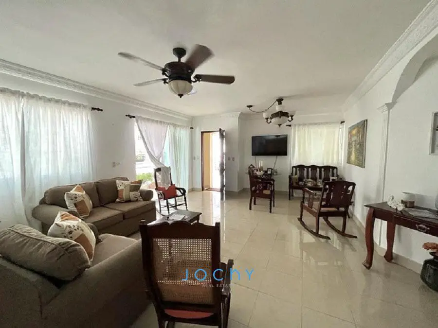 Jochy Real Estate vende apartamento en Buena Vista Norte La Romana R.D Foto 7244348-5.jpg