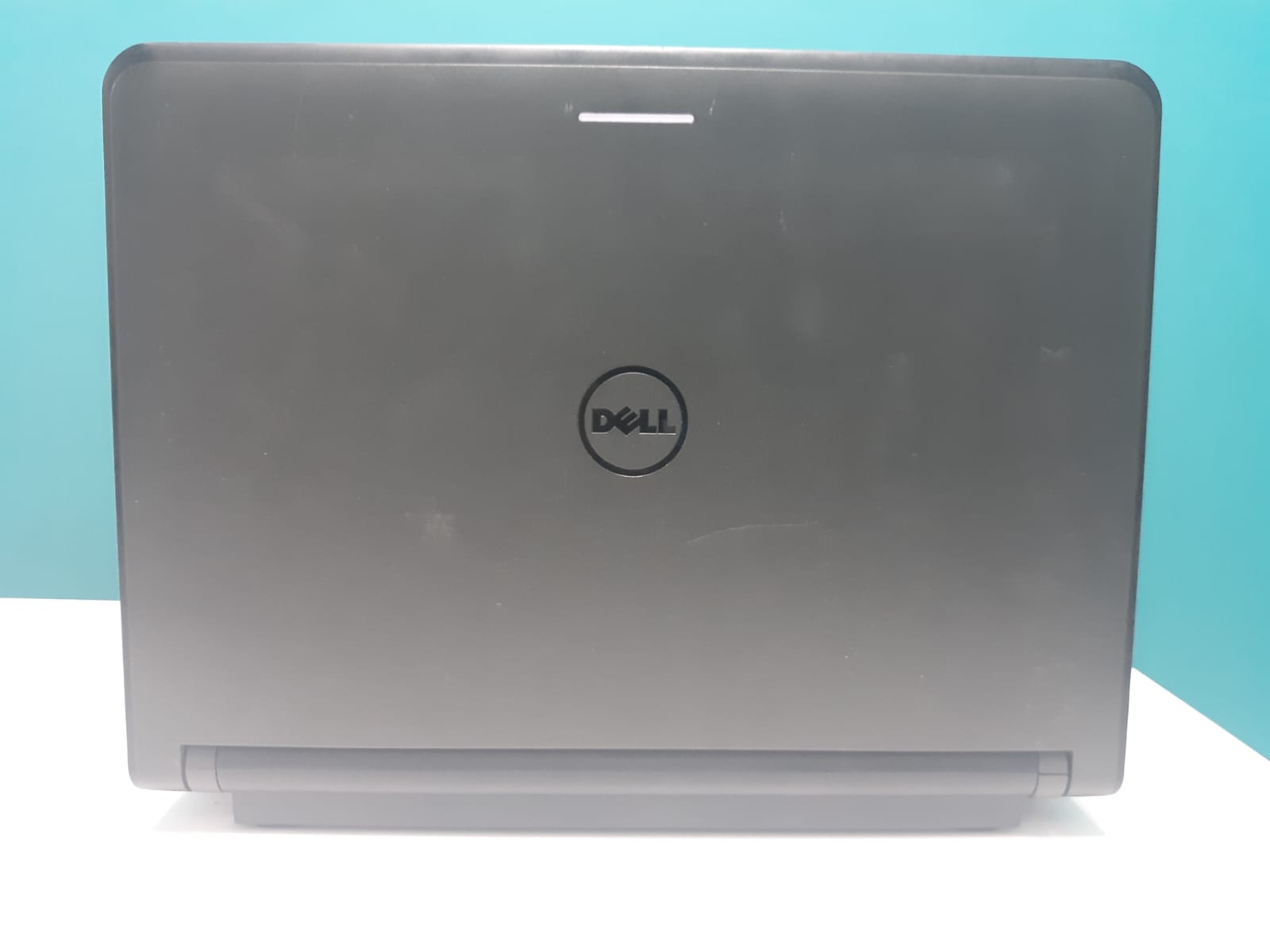 Laptop Dell Latitude 3350 / 5th Gen Intel Core i3 / 4GB DDR3 / 128GB S Foto 7244366-5.jpg