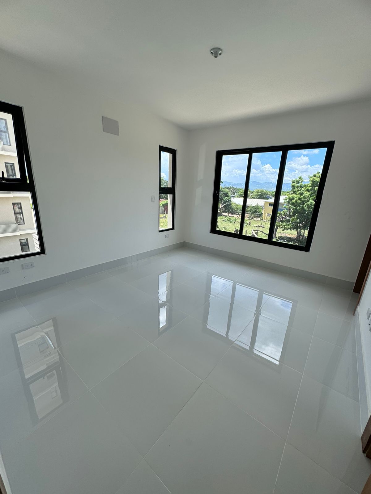 Apartamento Residencial Cerrado con Vista a Montañas y Piscina - 3 Hab Foto 7244449-10.jpg