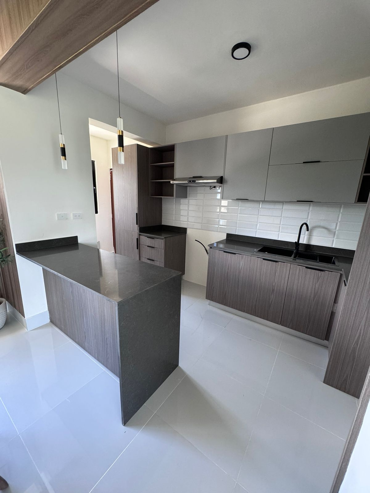 Apartamento Residencial Cerrado con Vista a Montañas y Piscina - 3 Hab Foto 7244449-2.jpg