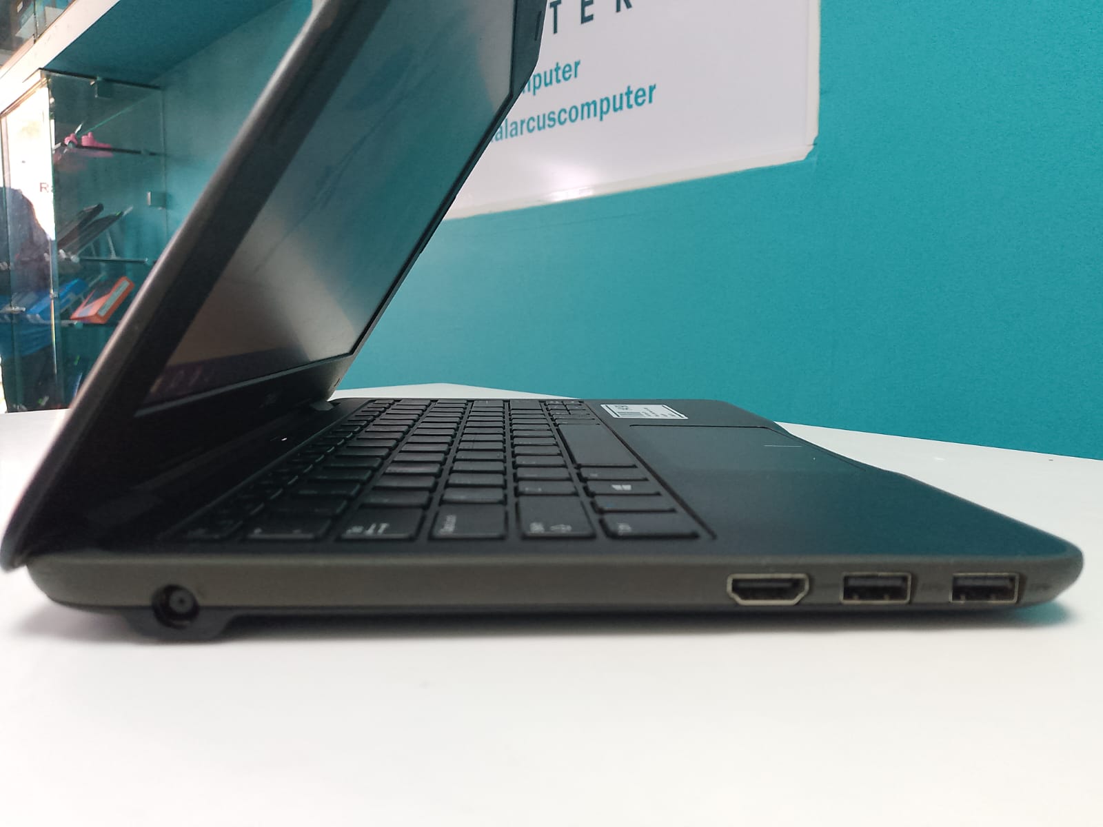 Laptop Dell Latitude 3190 / 8th Gen Intel Pentium N5000 1.10GHz/ 4GB D Foto 7244521-2.jpg