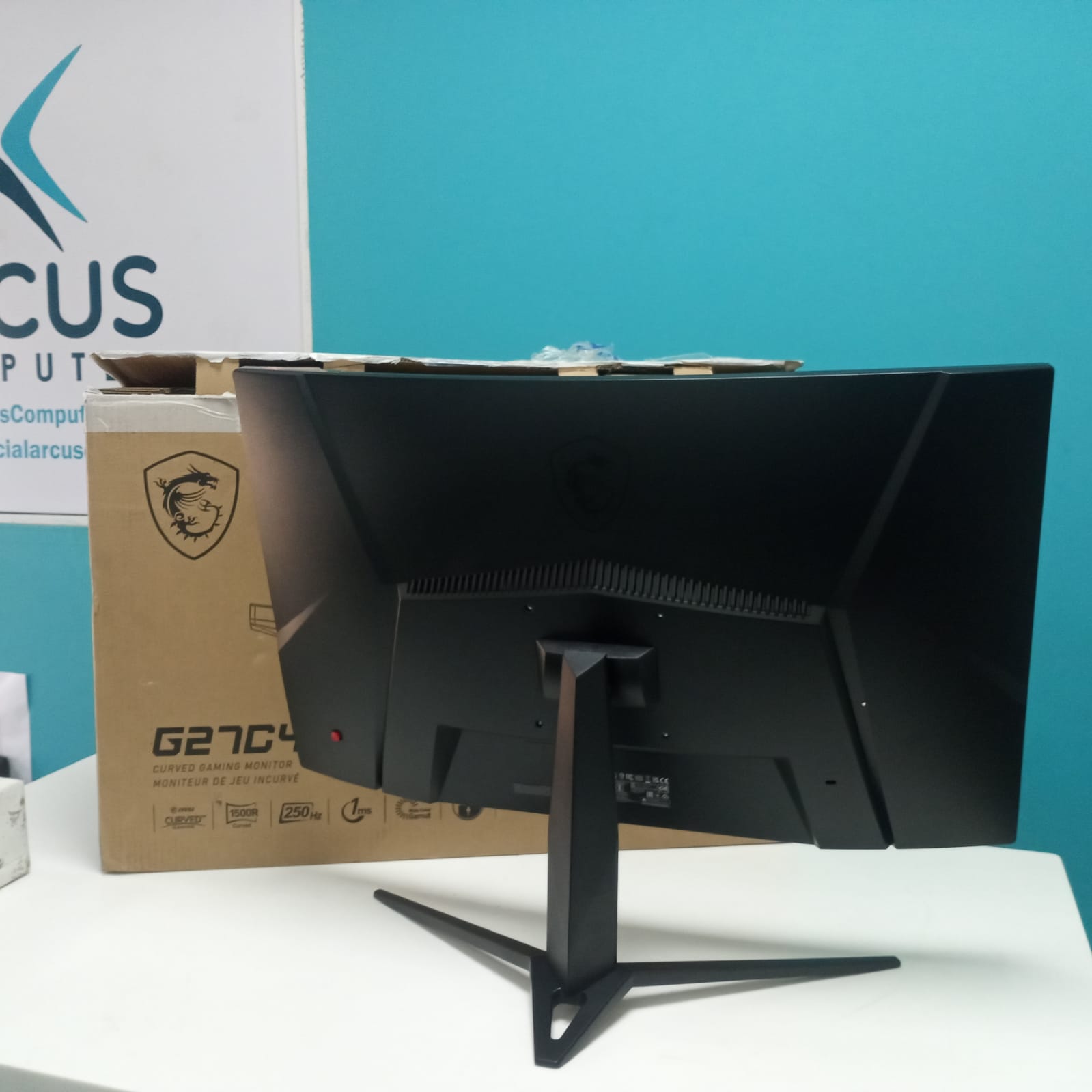 MONITOR CURVO GAMER MSI LCD G27C4X en Santo Domingo Norte Foto 7244526-3.jpg