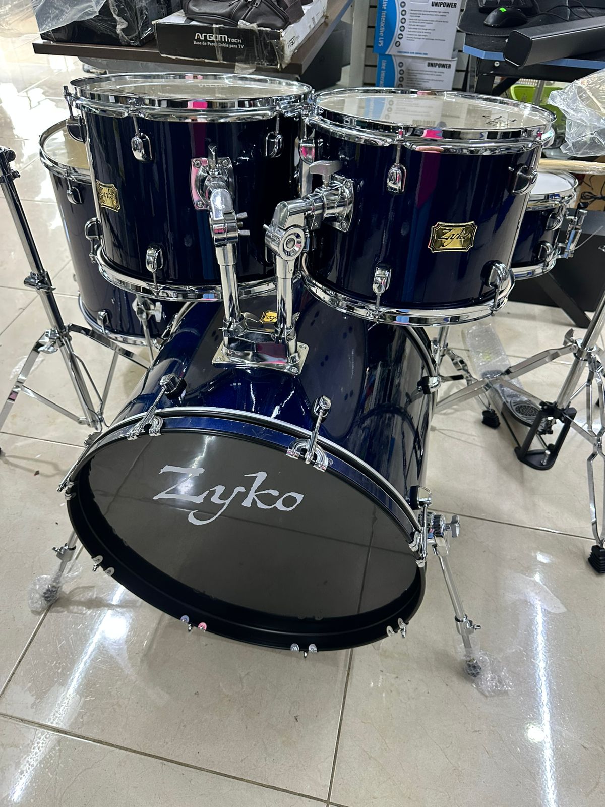 BATERIA  MUSICAL DE LA MARCA ZYCO Foto 7244532-6.jpg