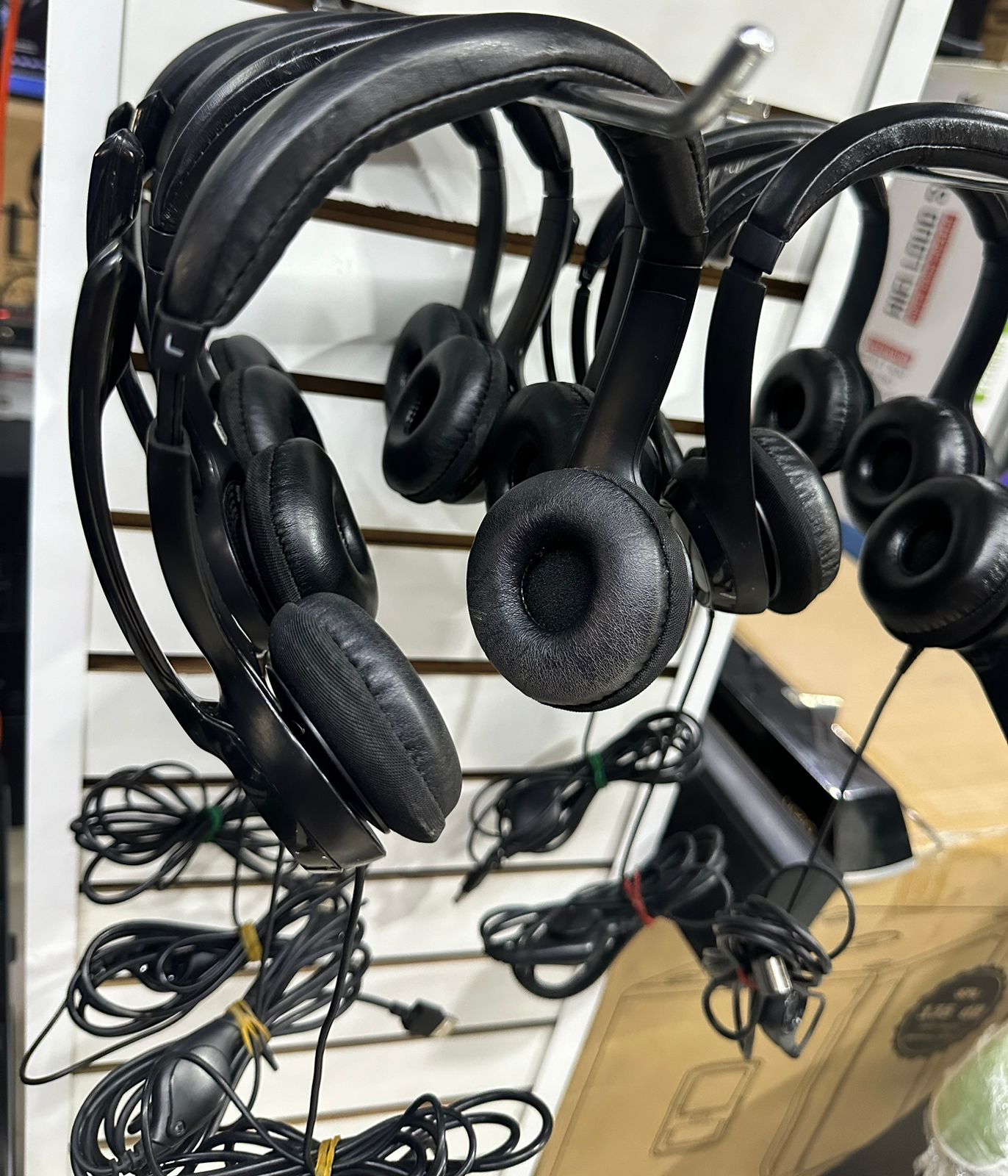 Audifono logitech h390 CON MICROFONO Foto 7244564-2.jpg