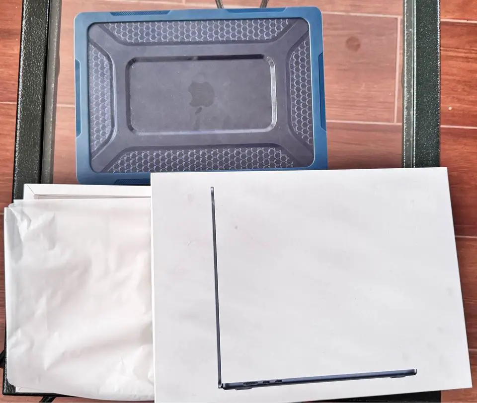Macbook Air M2 15 Pulgadas 256gb/16gb Foto 7244742-1.jpg
