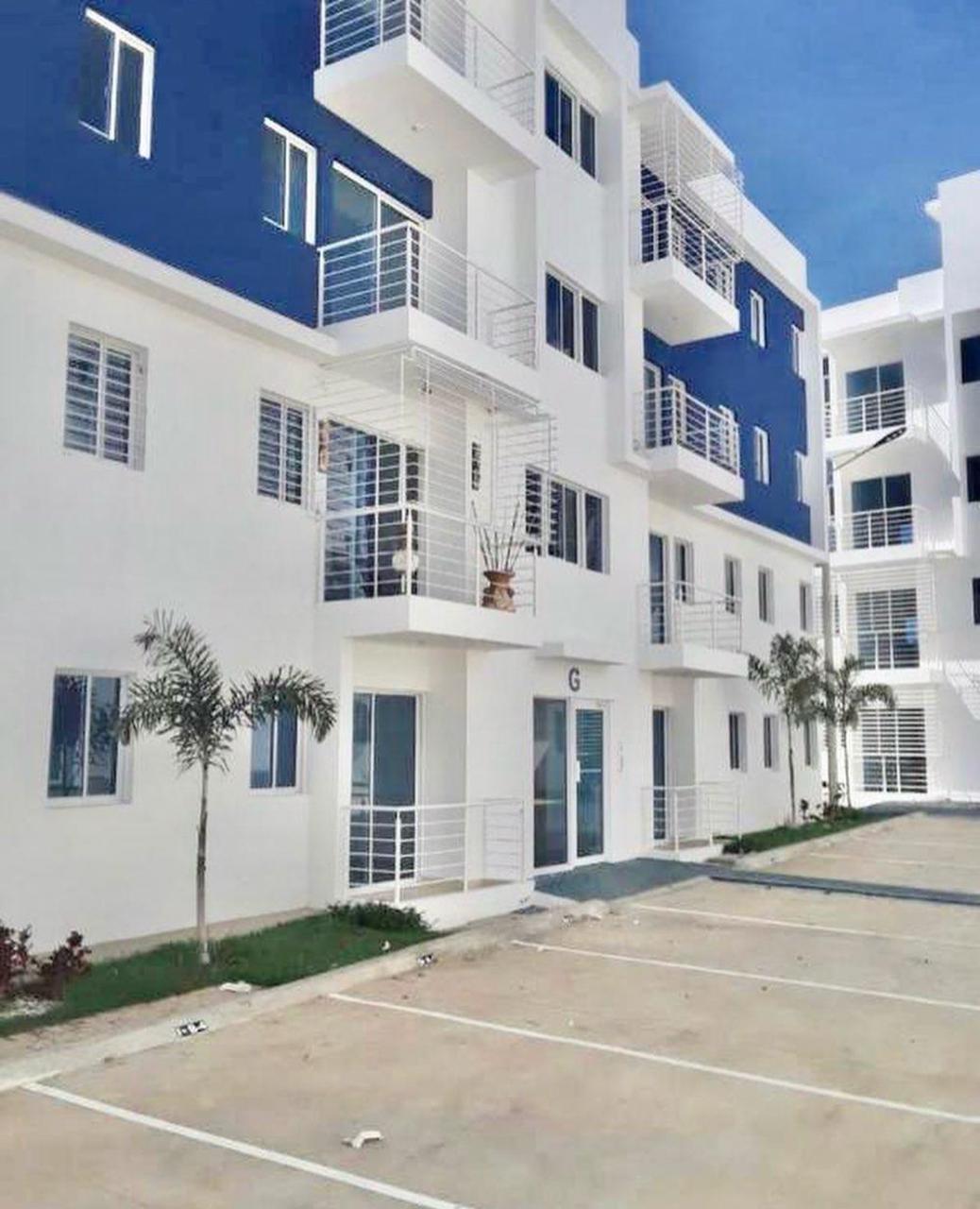 Apartamento en Residencia Brisas del Norte - 76 m  Azotea RD4.7M Foto 7244755-1.jpg