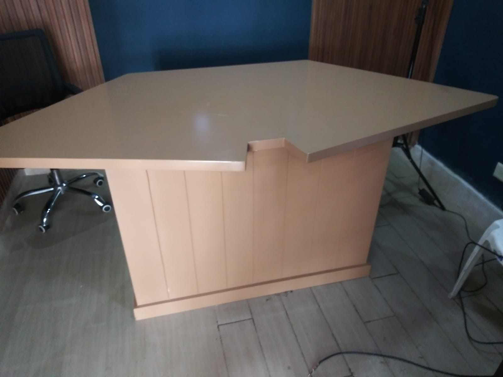 Vendo mesa ideal para grabacion de podcast Foto 7244872-3.jpg