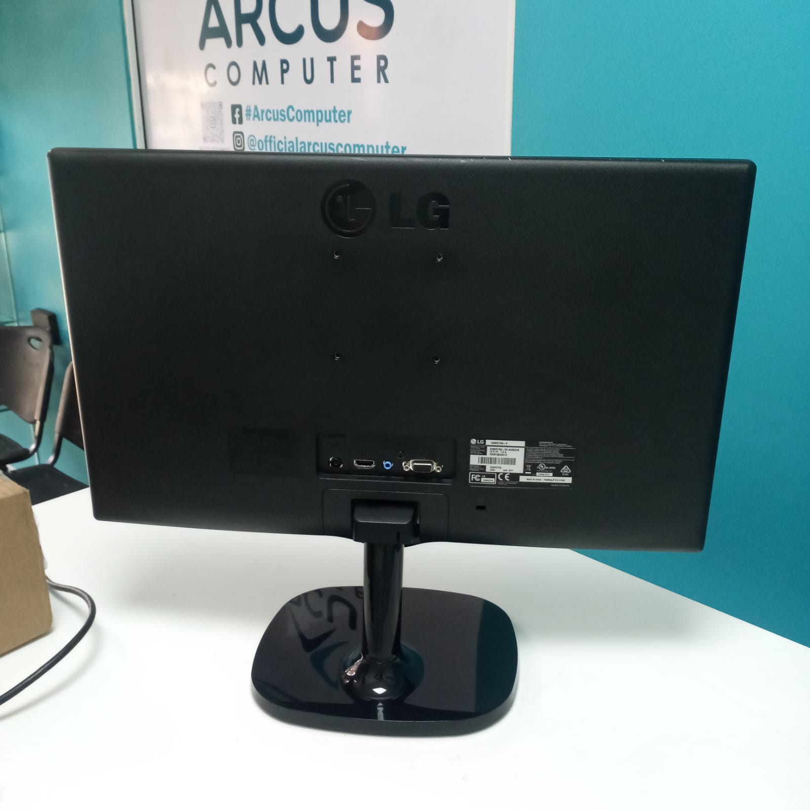 MONITOR LG 22MC57HQ-P 					 en Santo Domingo Norte Foto 7244971-5.jpg