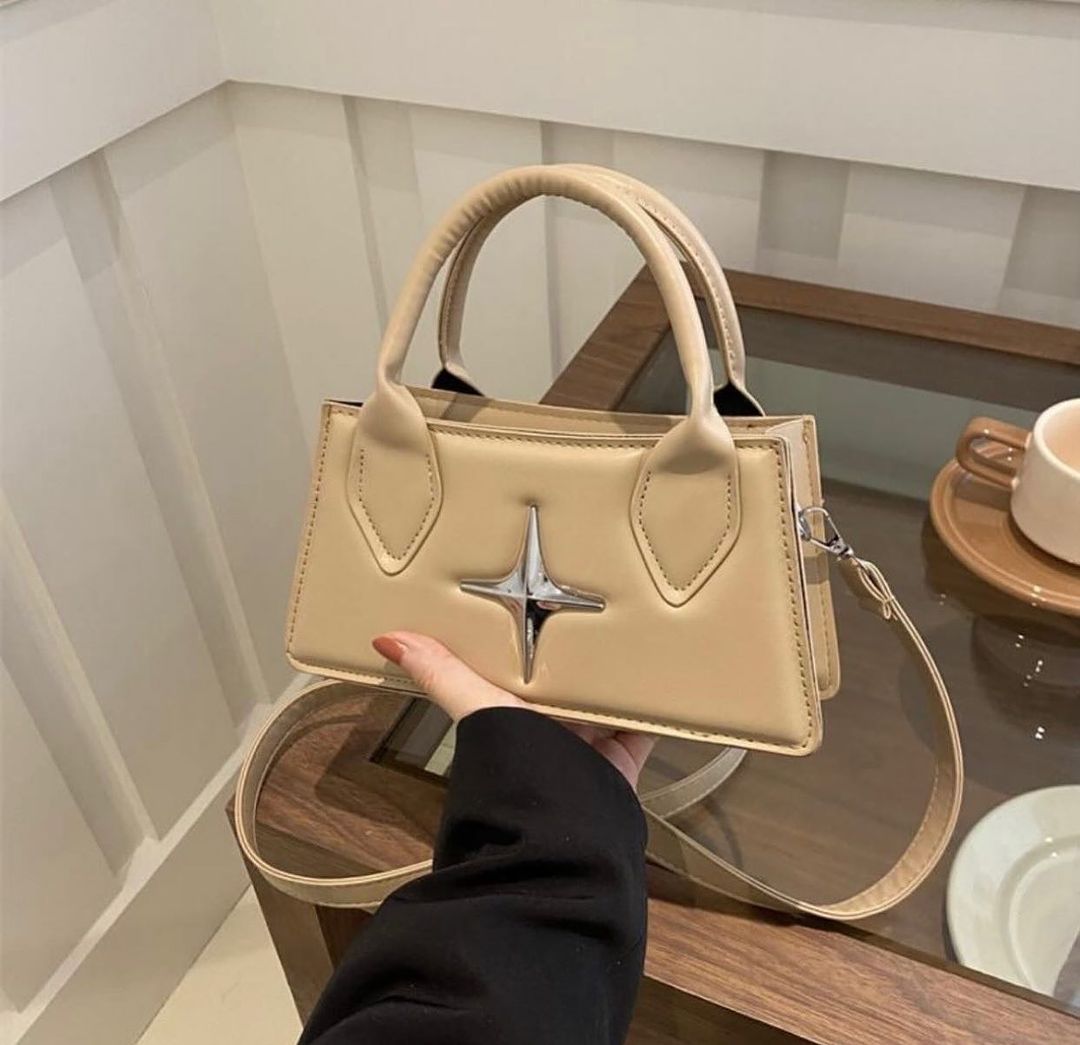 CARTERA de mujeres.  Foto 7245055-2.jpg