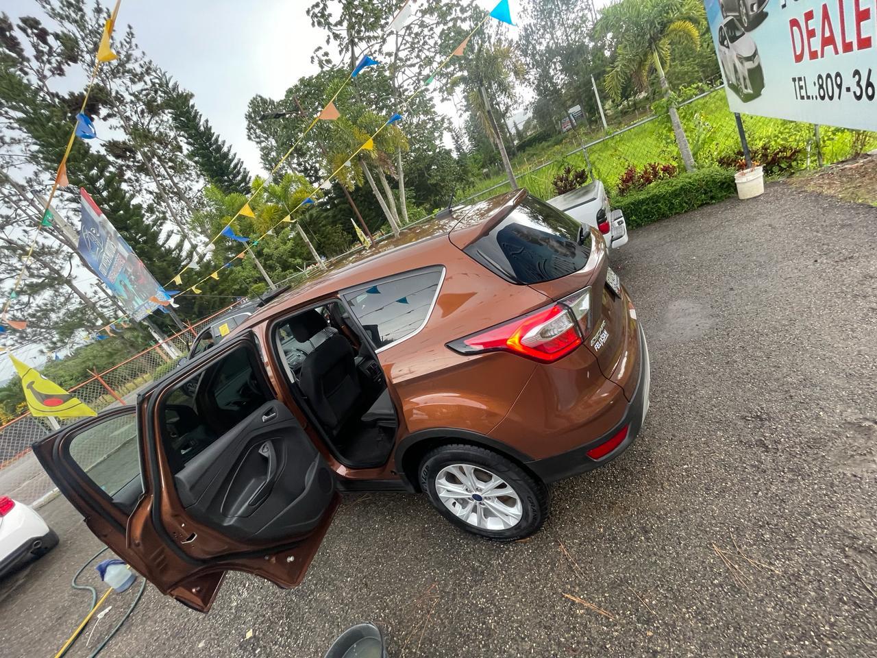 Ford escape 2017  en La Vega Foto 7245072-2.jpg