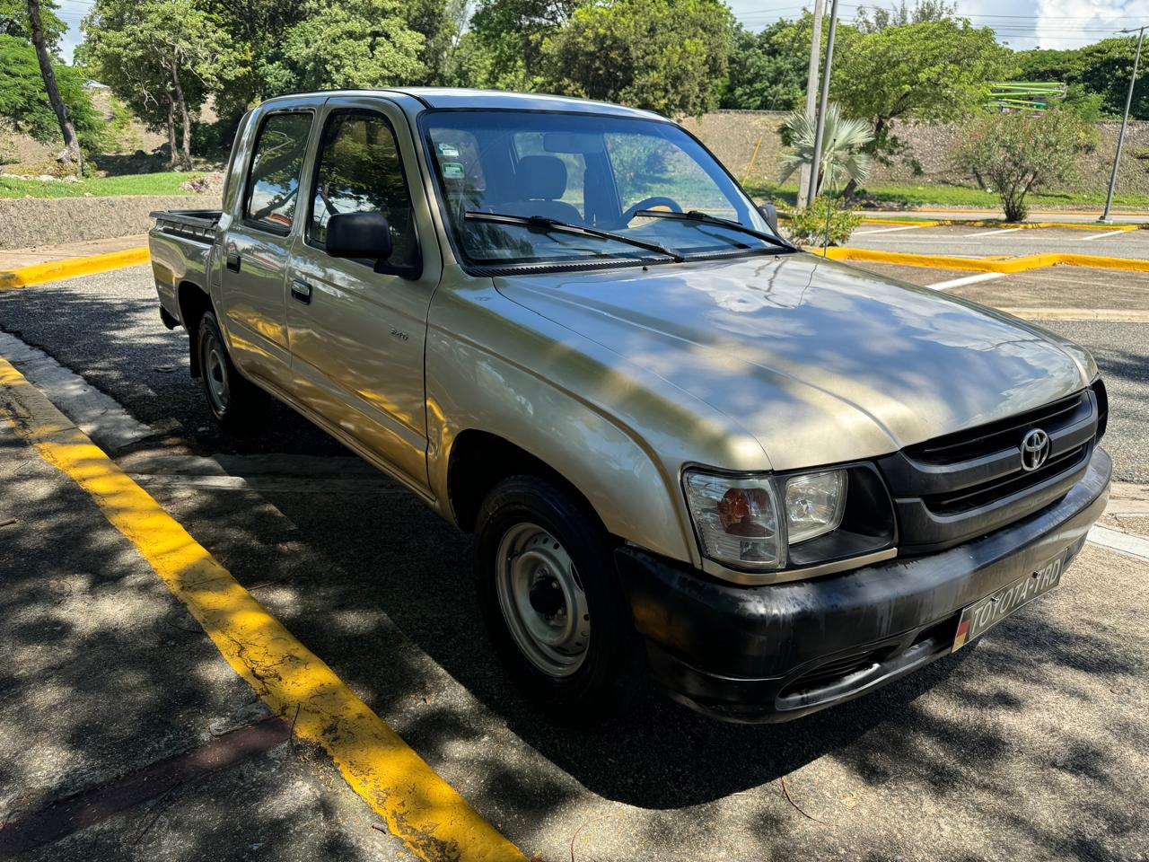 Toyota Hilux 2003 impecable Foto 7245082-5.jpg