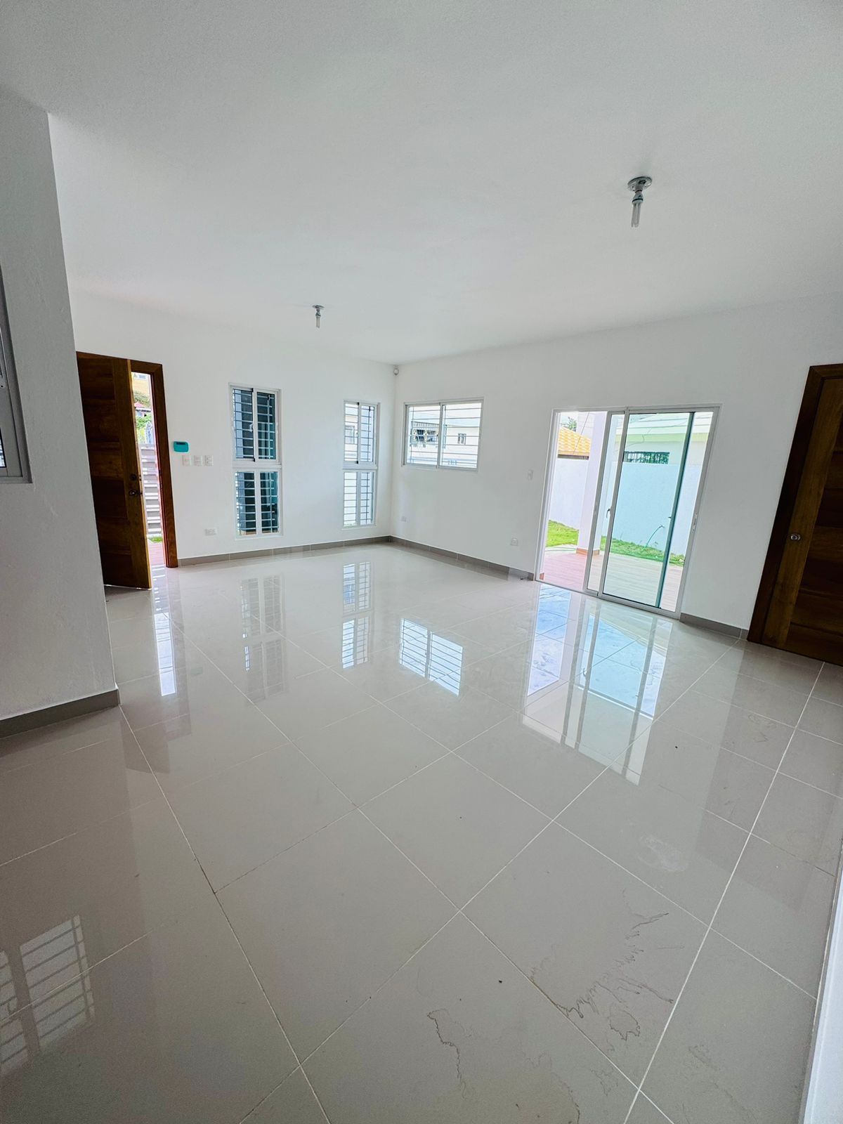 Casa en venta en La Barranquita Santiago - 3 hab 2.5 baños RD12.3M Foto 7245269-9.jpg